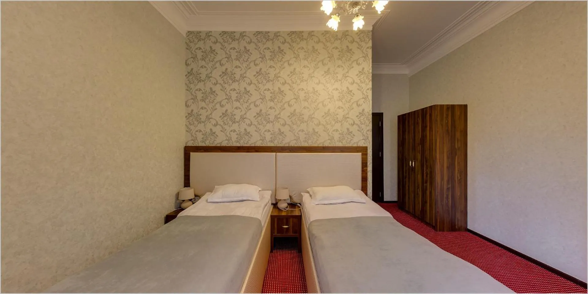 Bed in Hotel Avlabari
