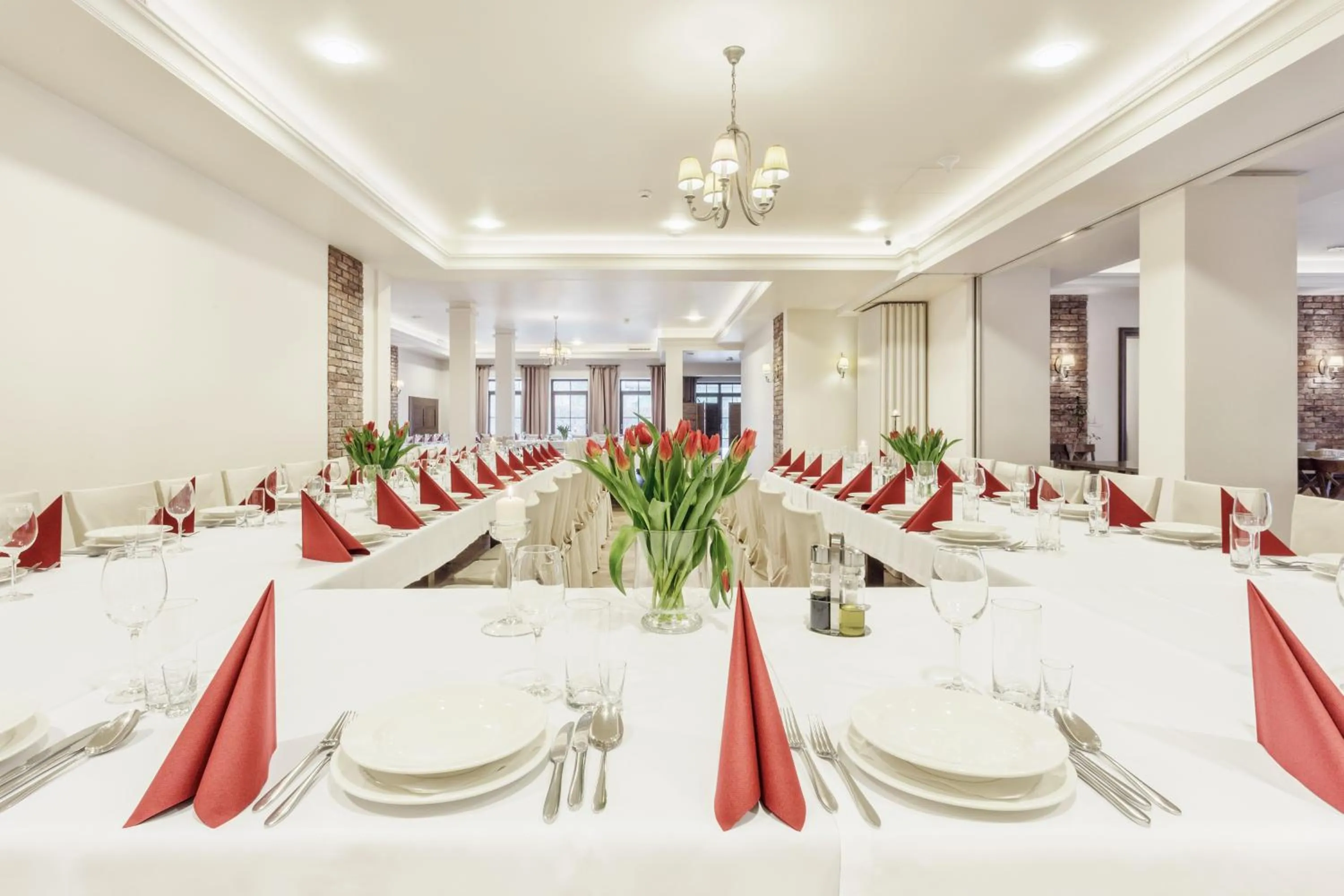 Hotel Modrzewiowy Dwór