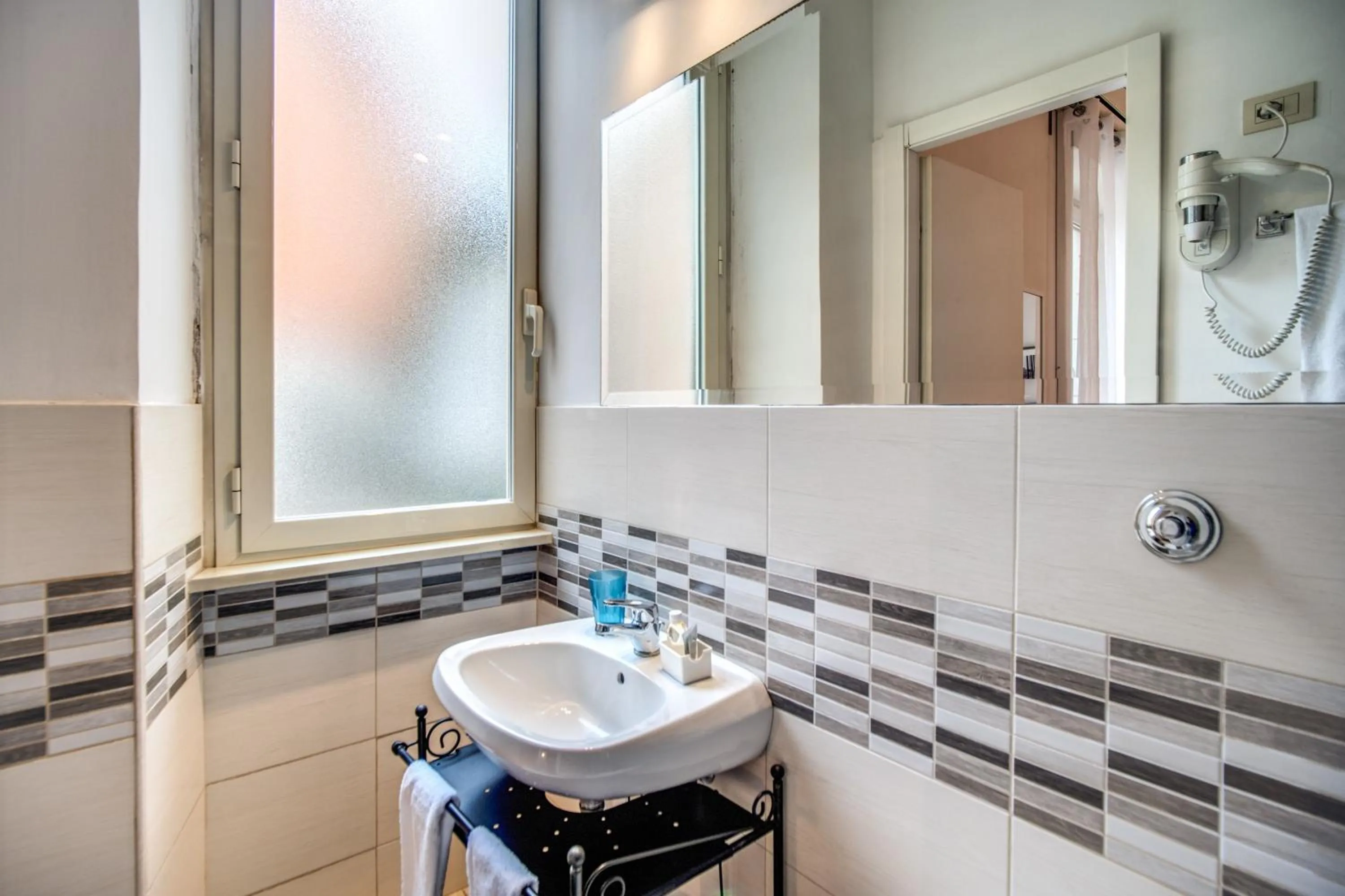 Bathroom in Circus Maximus B&B