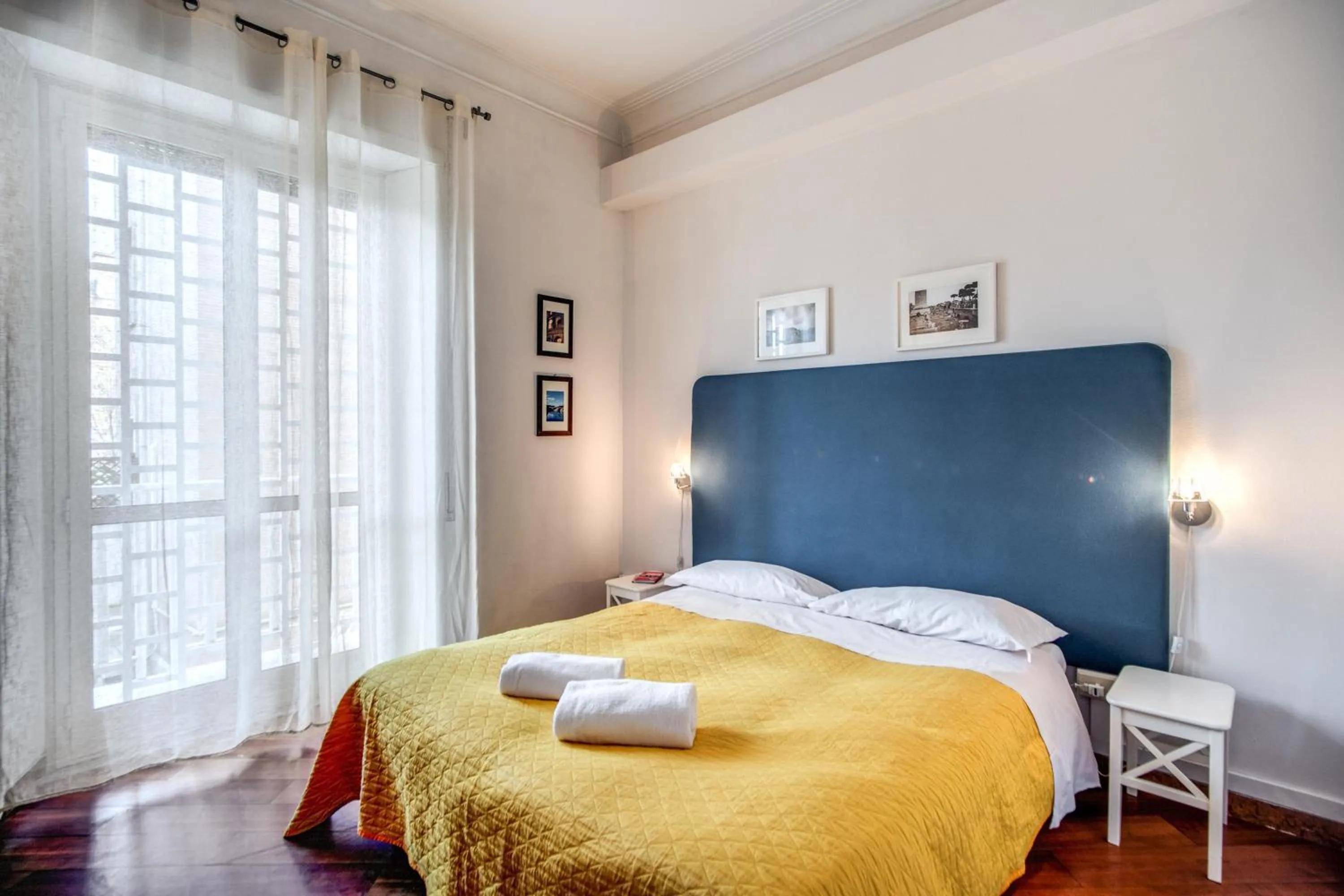 Bedroom, Bed in Circus Maximus B&B