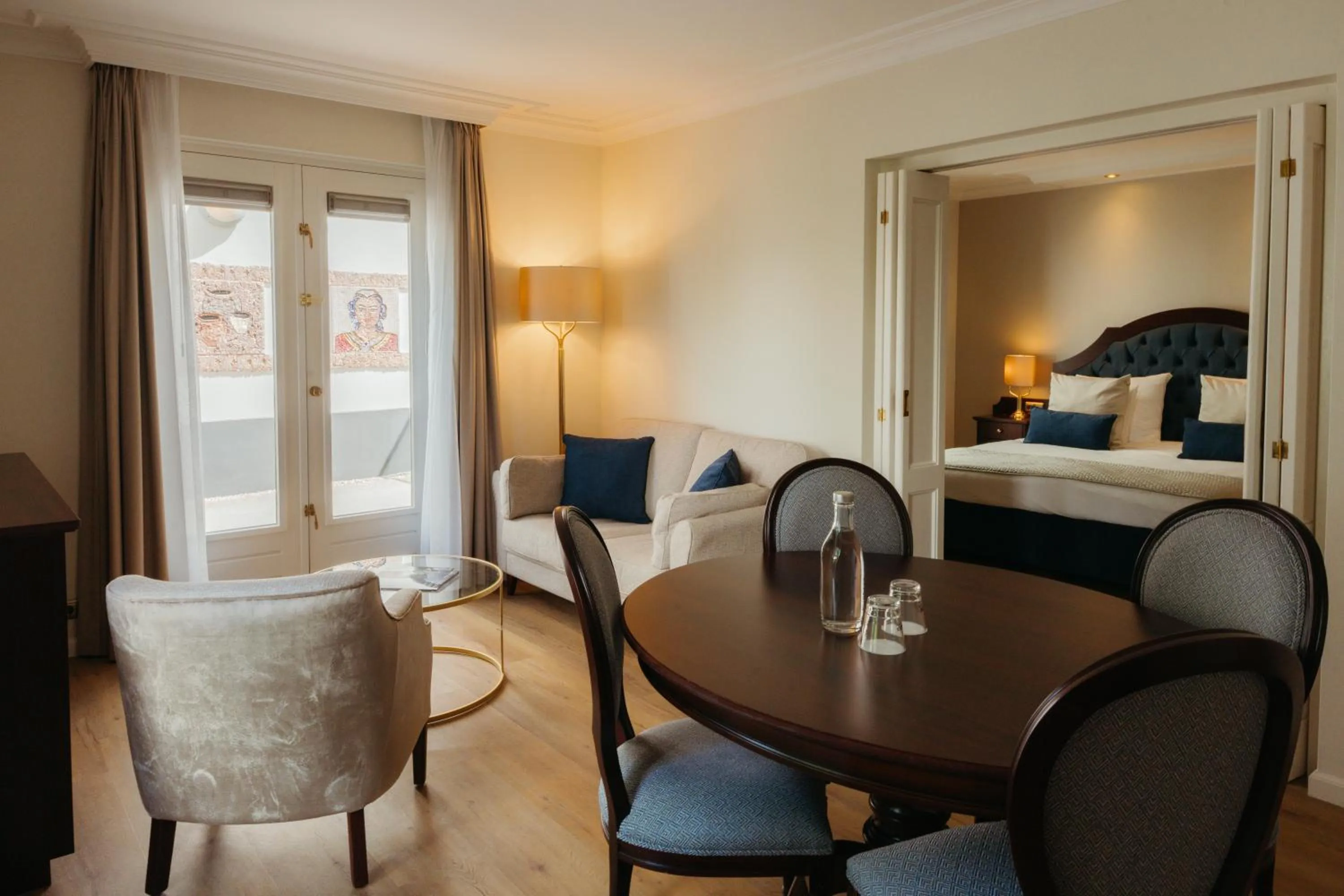 Bed in Grand Hotel Karel V