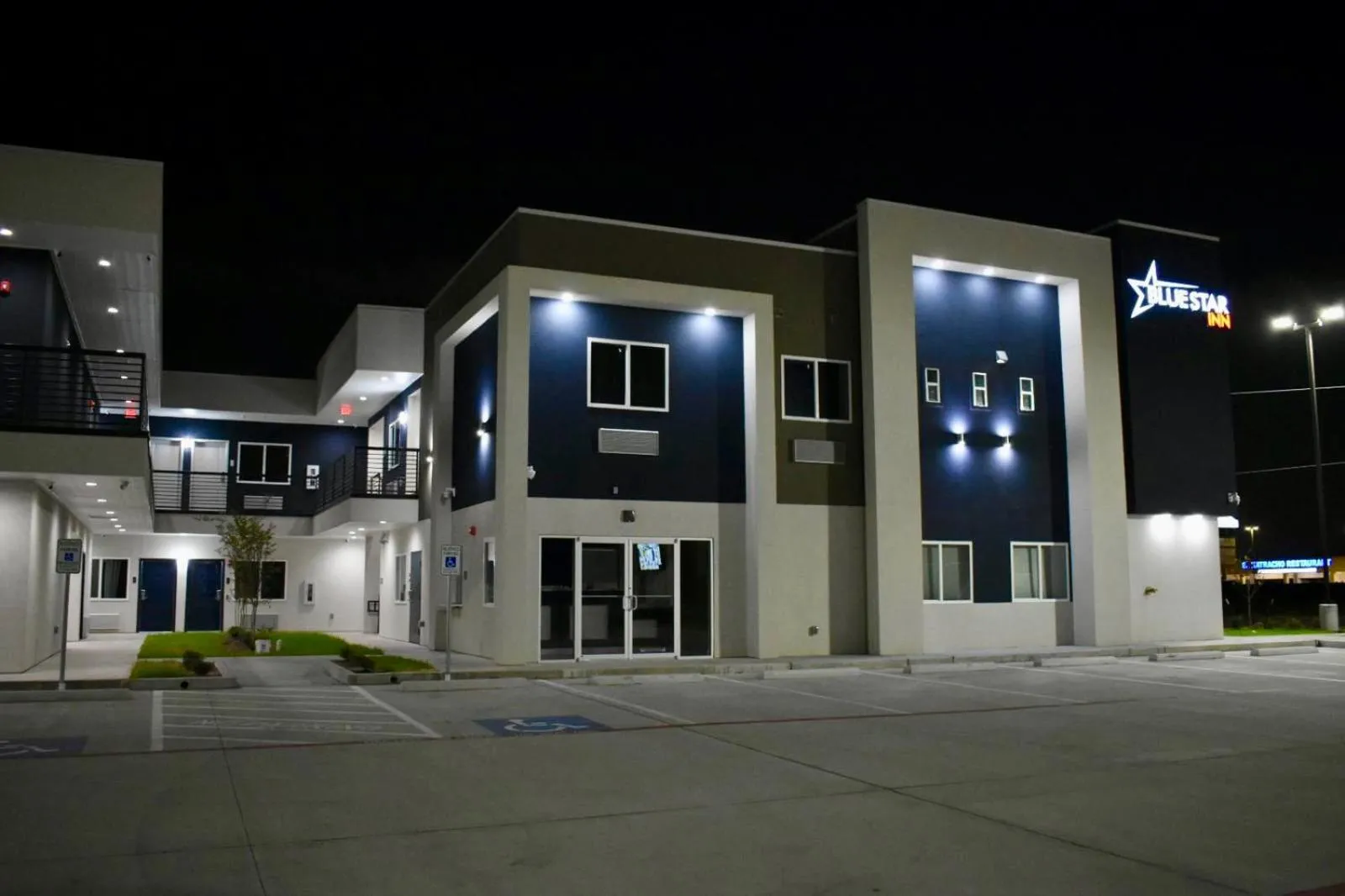 Property building in Blue Star Inn