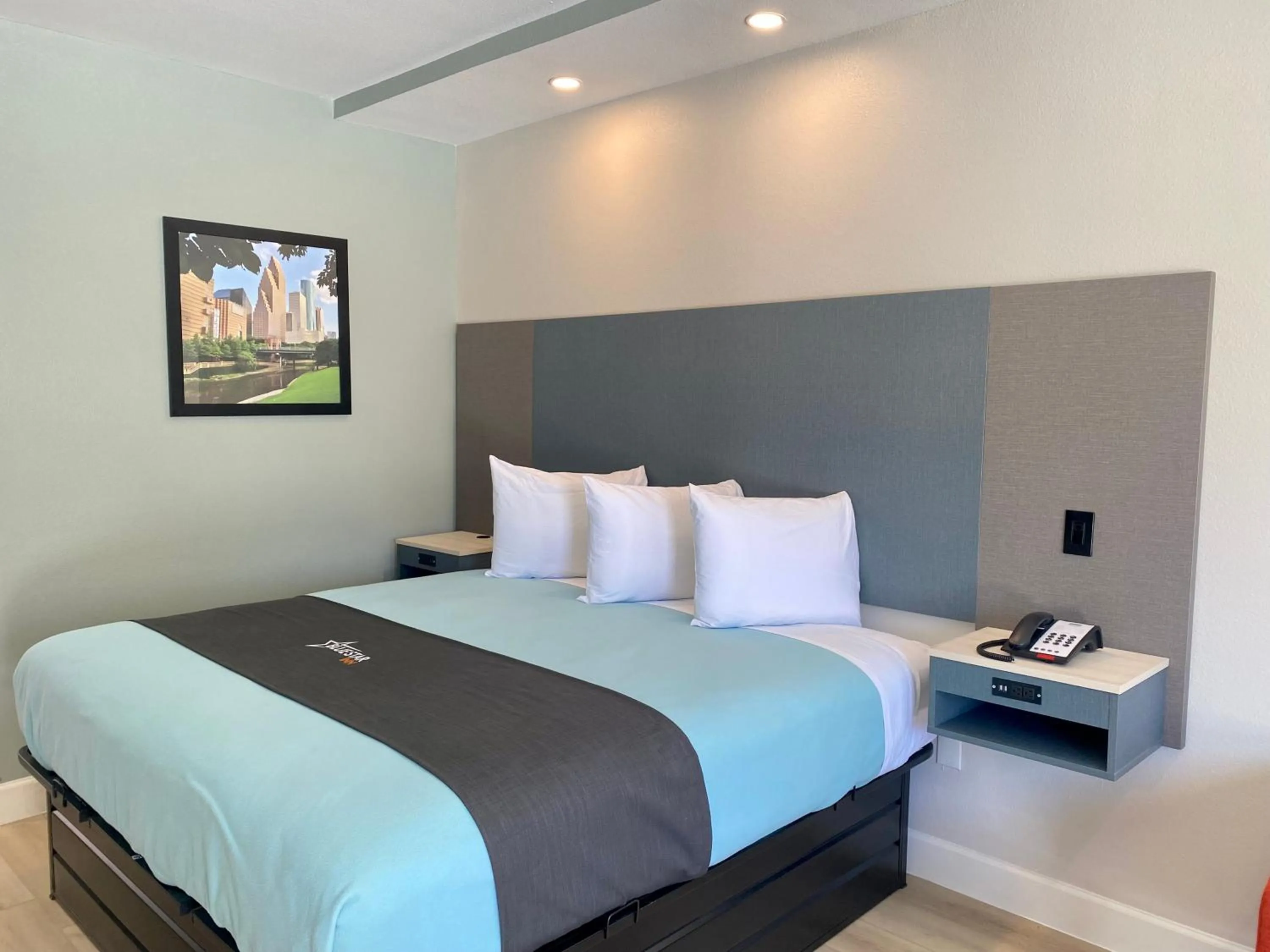 Bed in Blue Star Inn