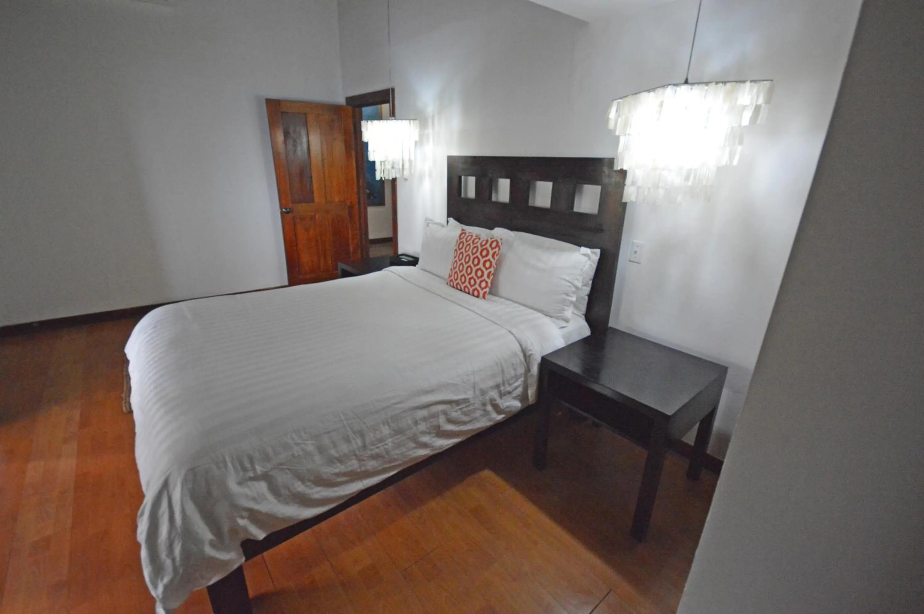 Bed in Villas Sur Mer