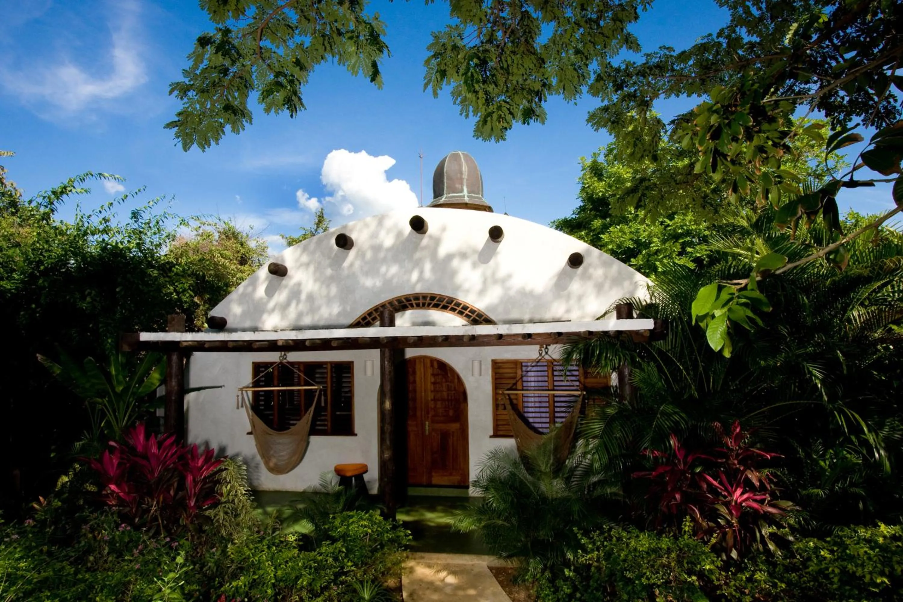 Facade/entrance in Villas Sur Mer