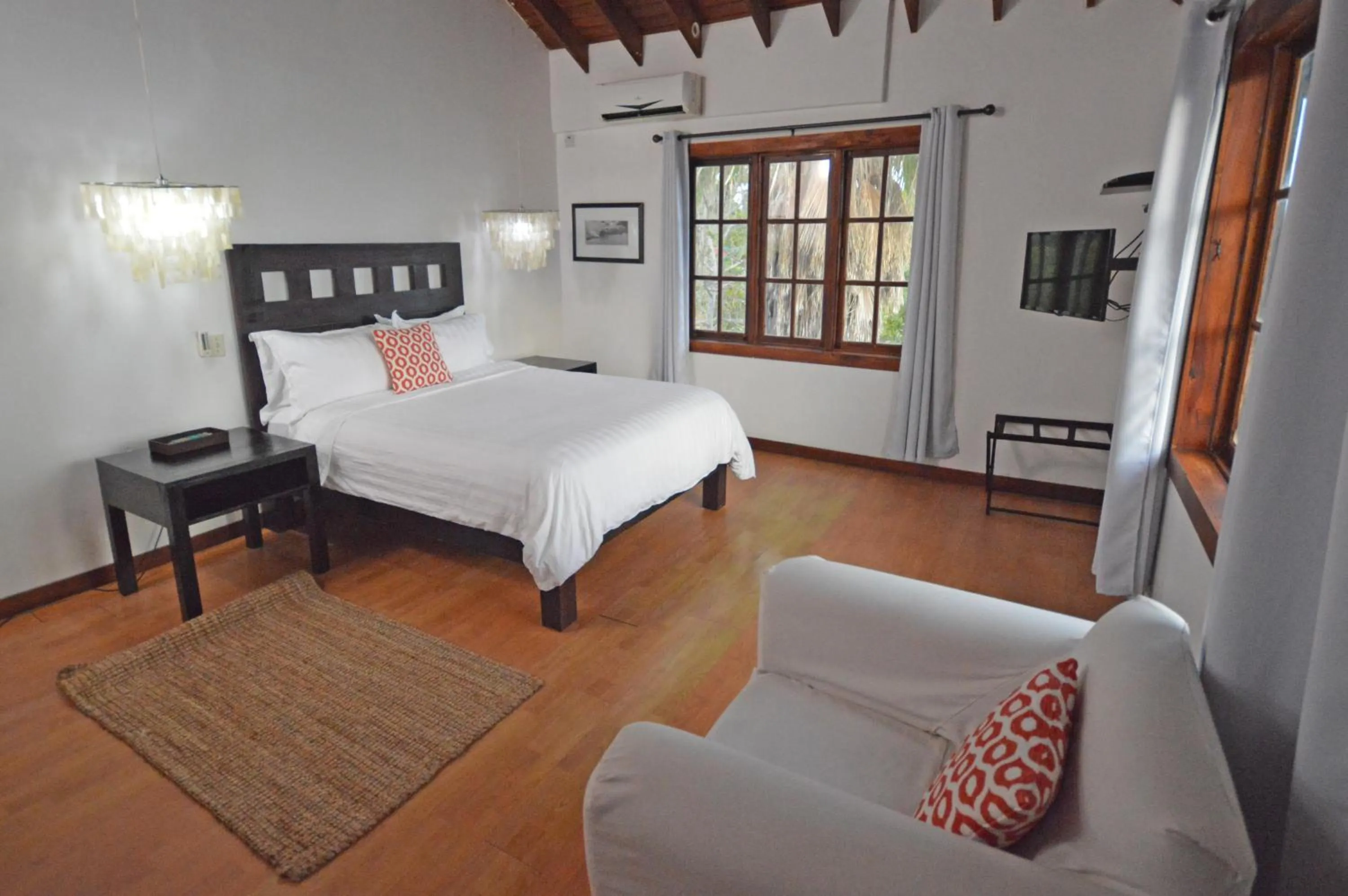 Bed in Villas Sur Mer