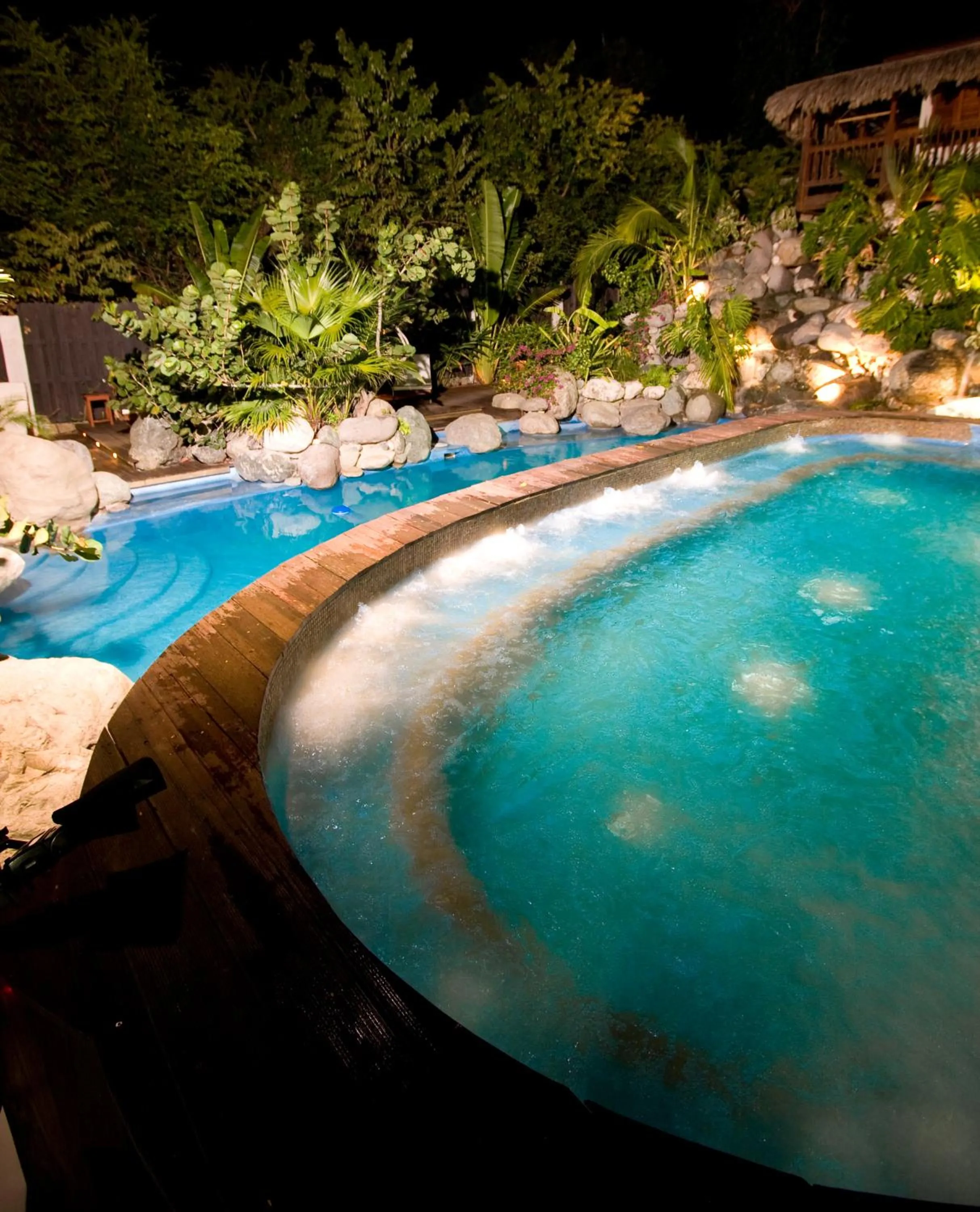 Hot Tub in Villas Sur Mer