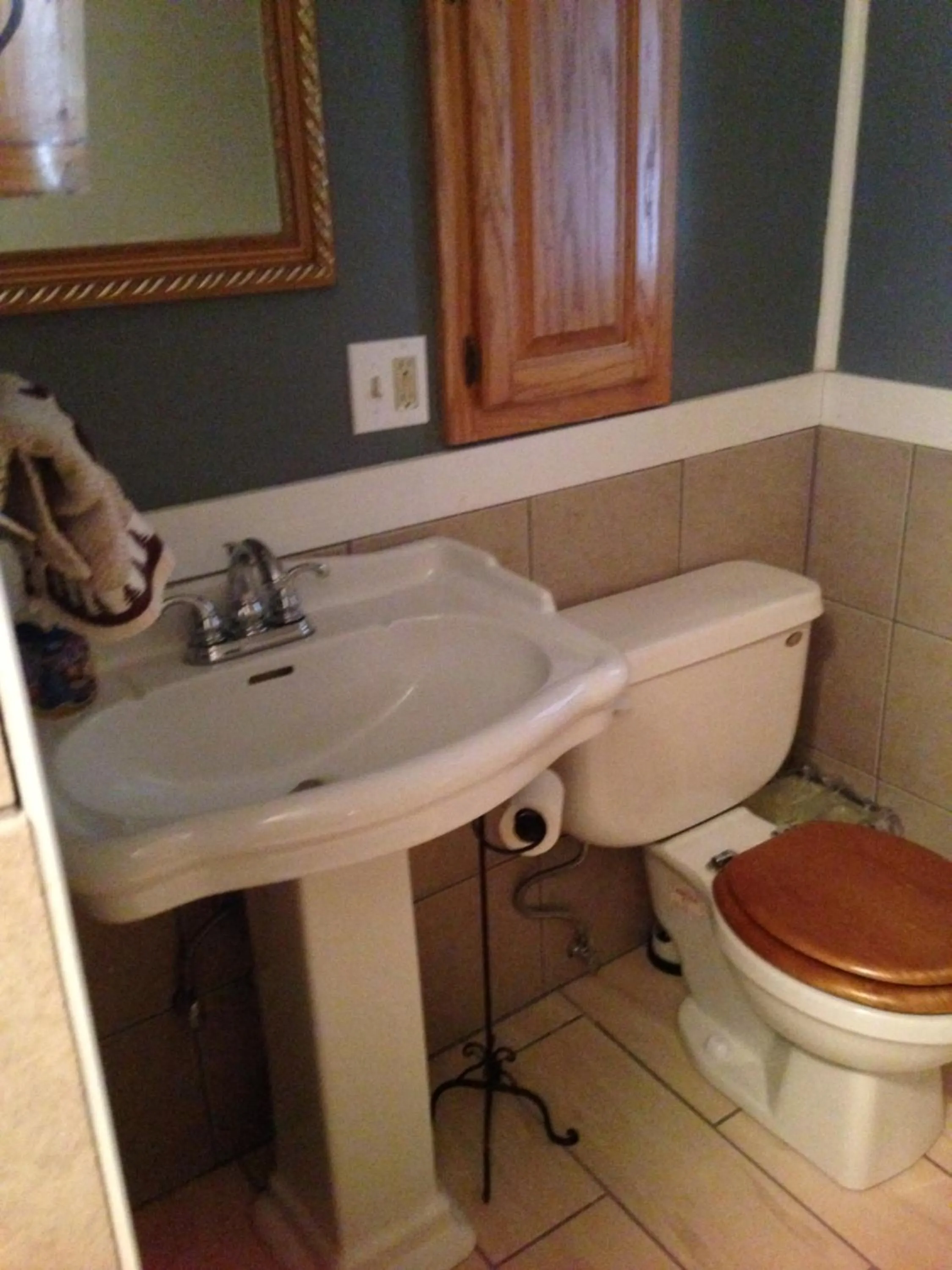 Bathroom in Foster Lake Inn
