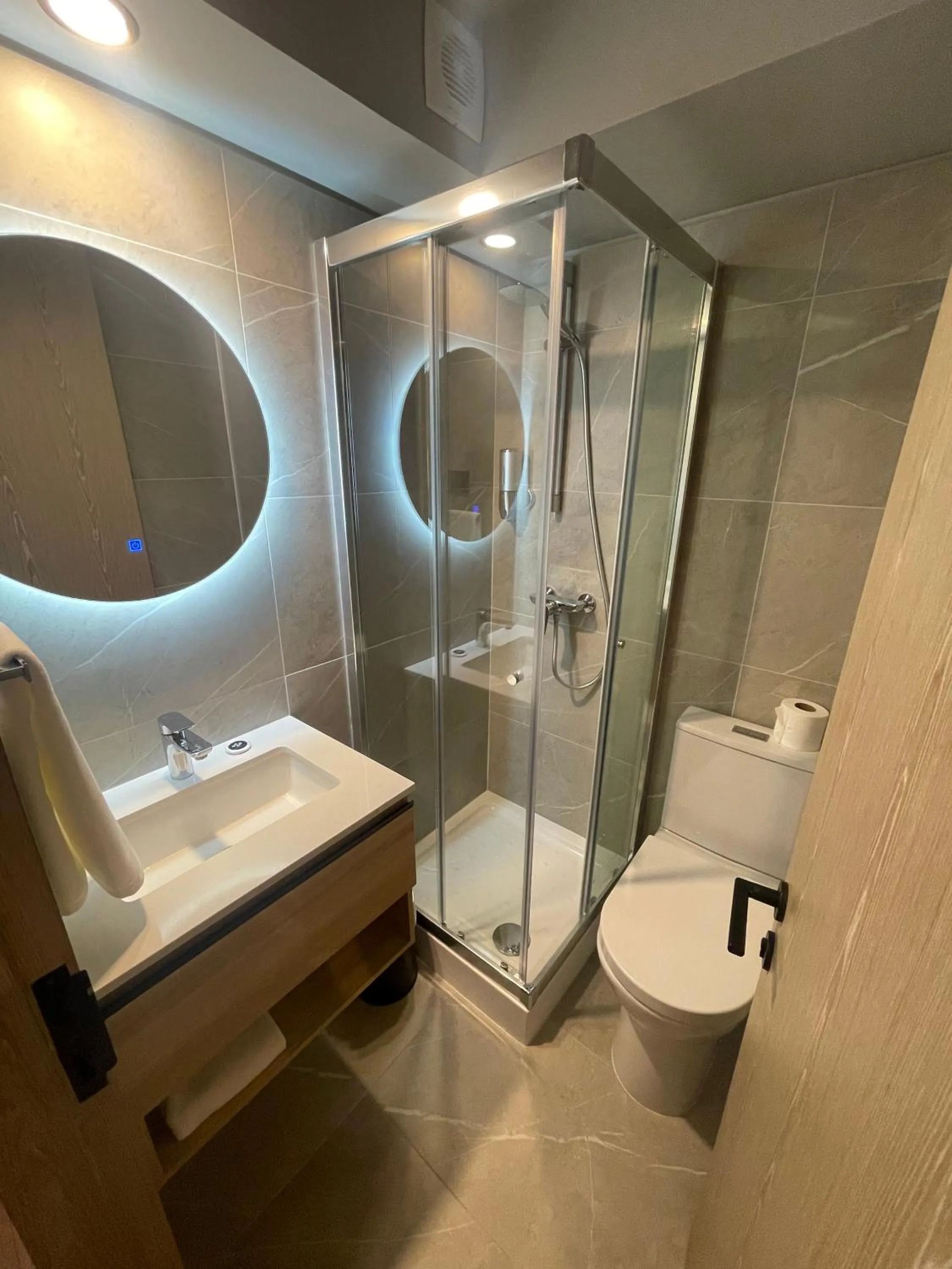 One Manquehue Aparthotel