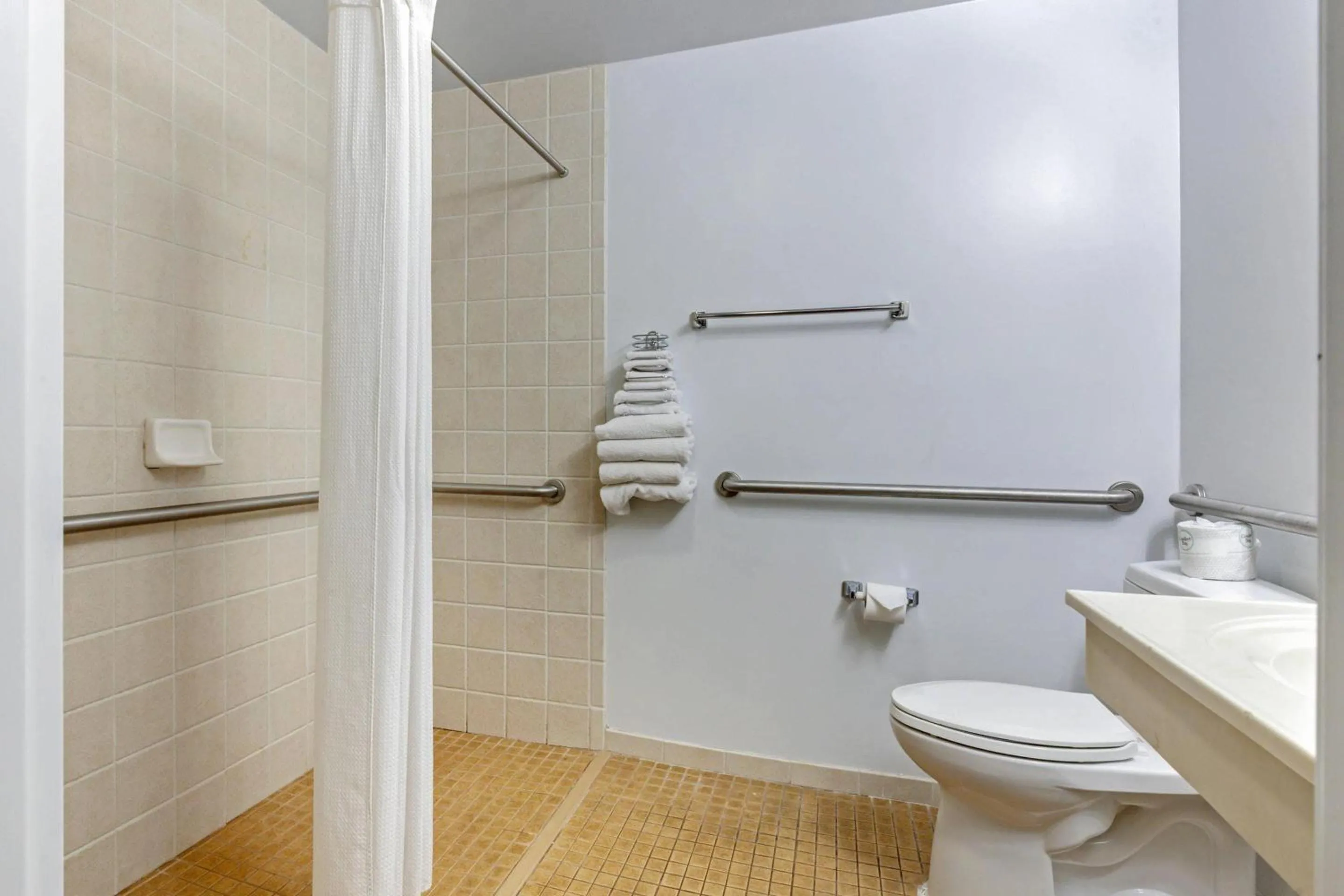 Bedroom in Atlantis Family Waterpark Hotel, an Ascend Collection Hotel