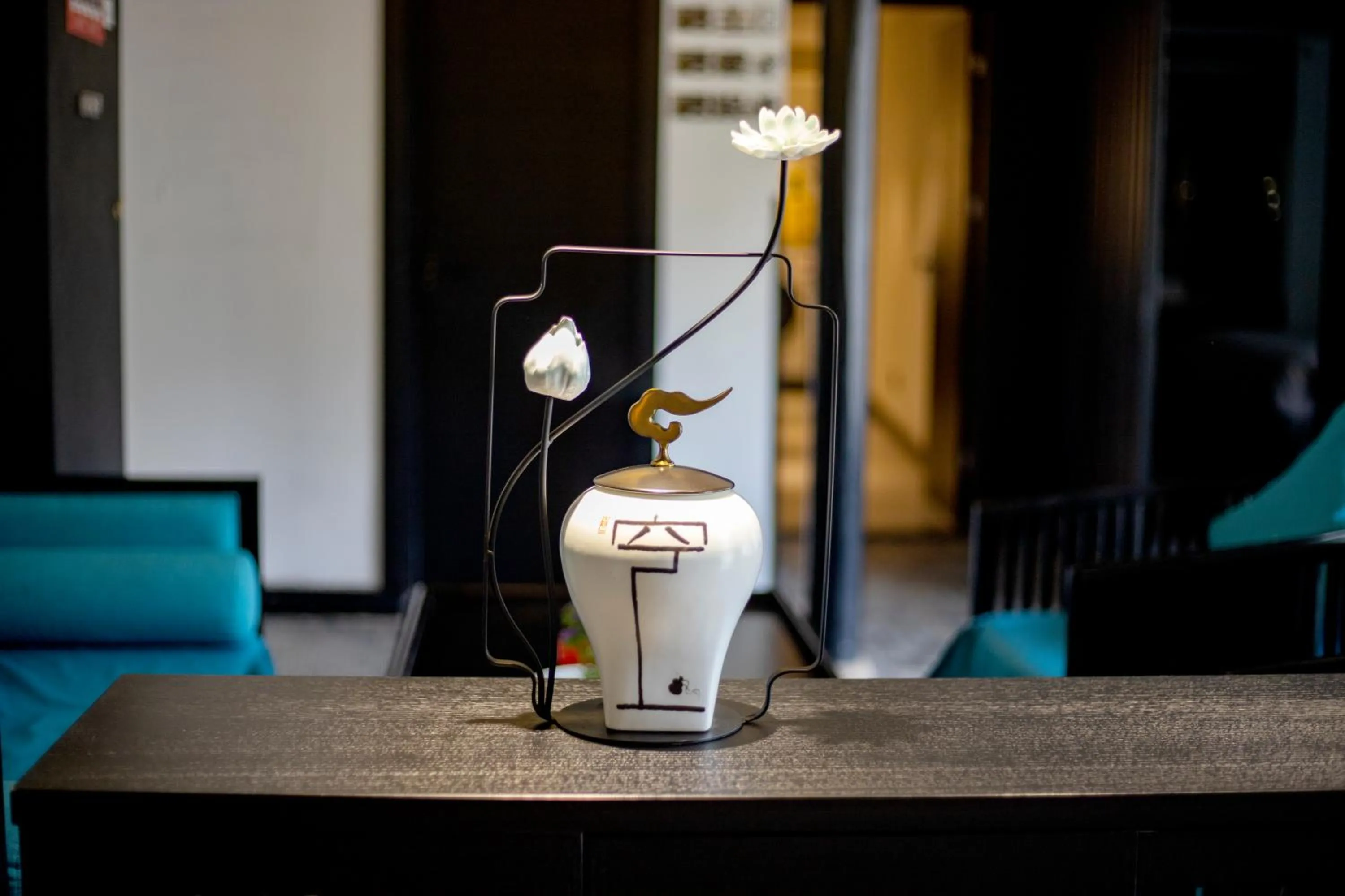 Decorative detail in Gongxili-Xijian Hotel - Kunming Dongfeng East Road Dashuying Metro Station