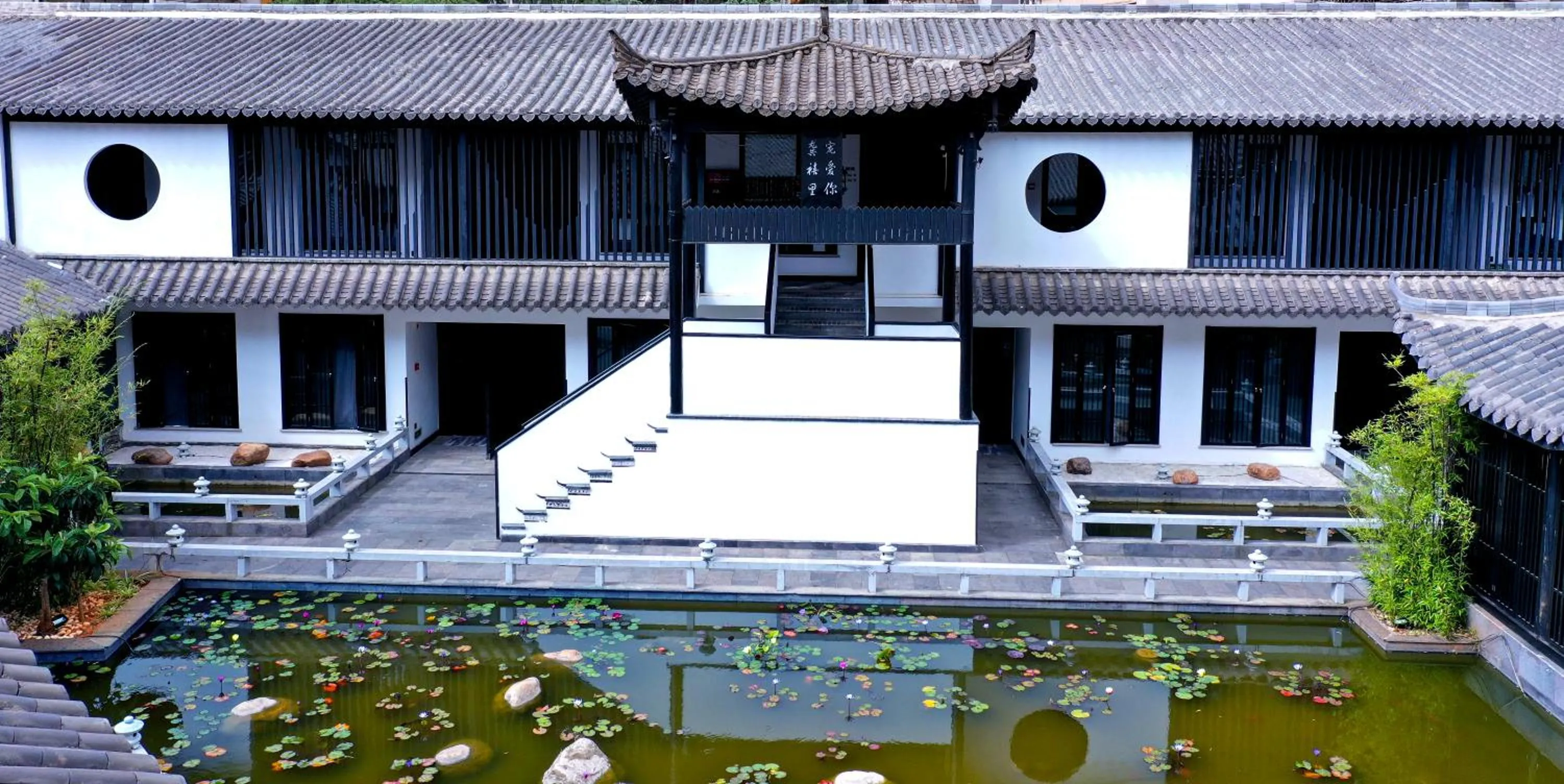 Property building in Gongxili-Xijian Hotel - Kunming Dongfeng East Road Dashuying Metro Station