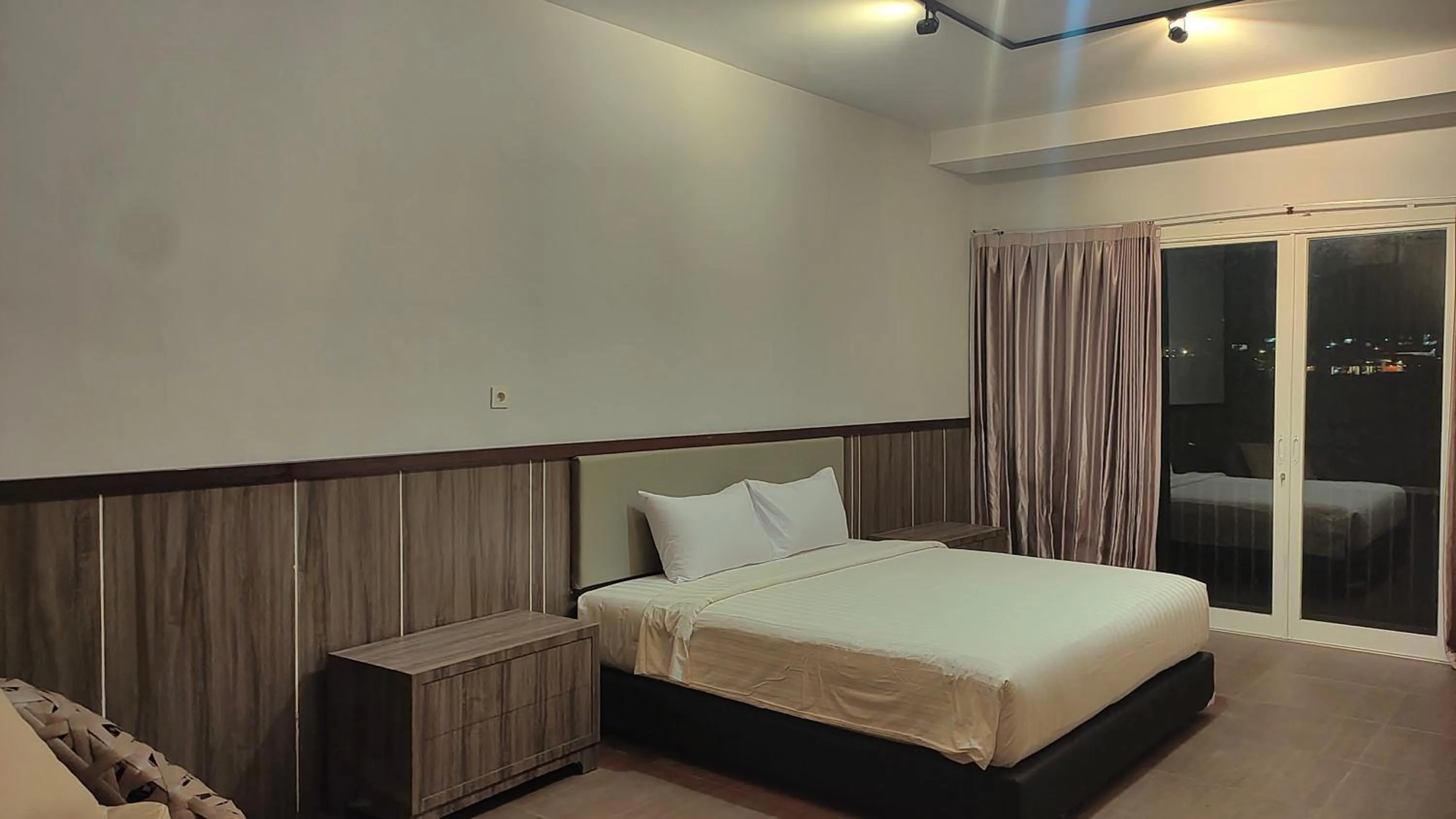 Bed in Bwalk Hotel Malang
