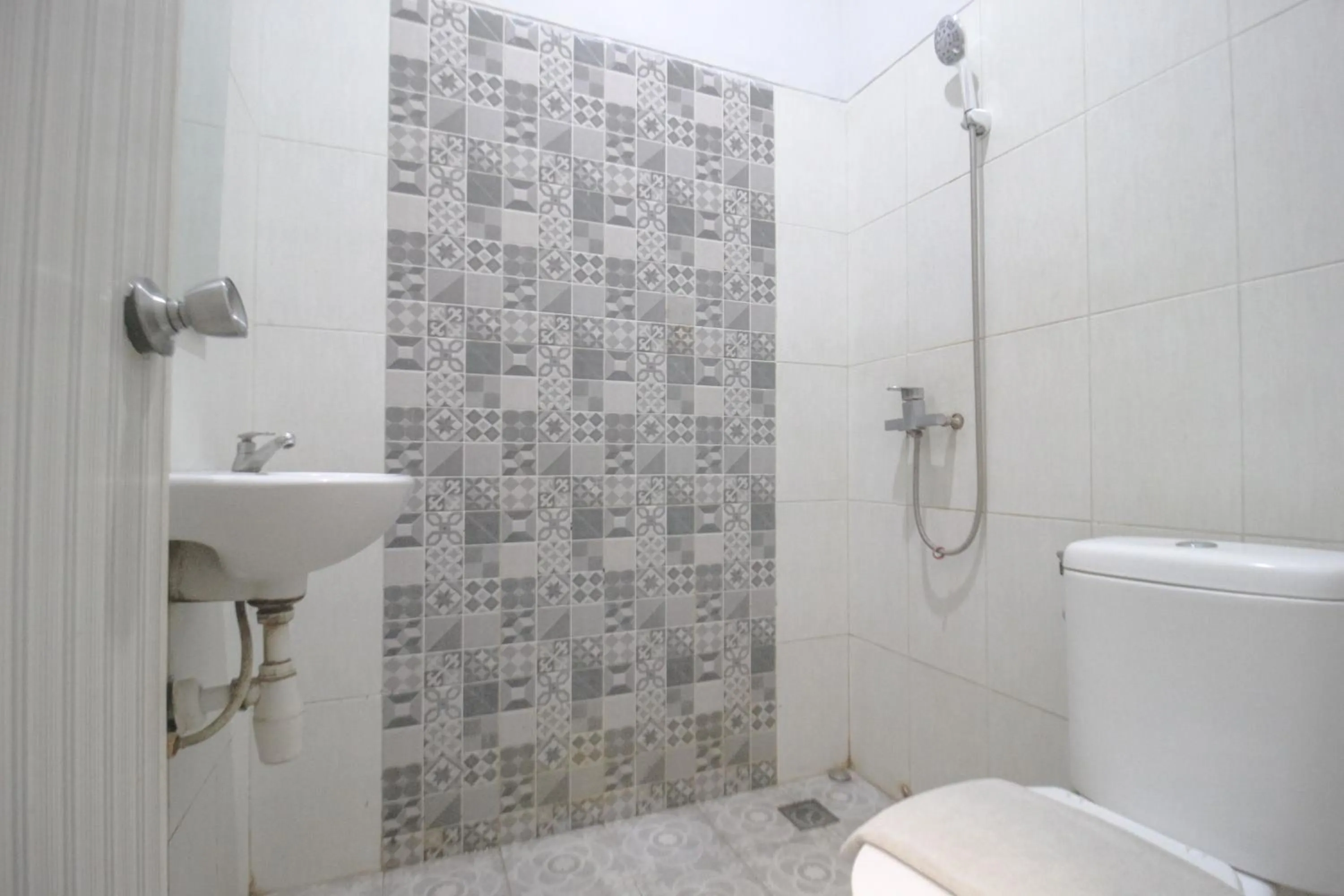 Shower in Bwalk Hotel Malang