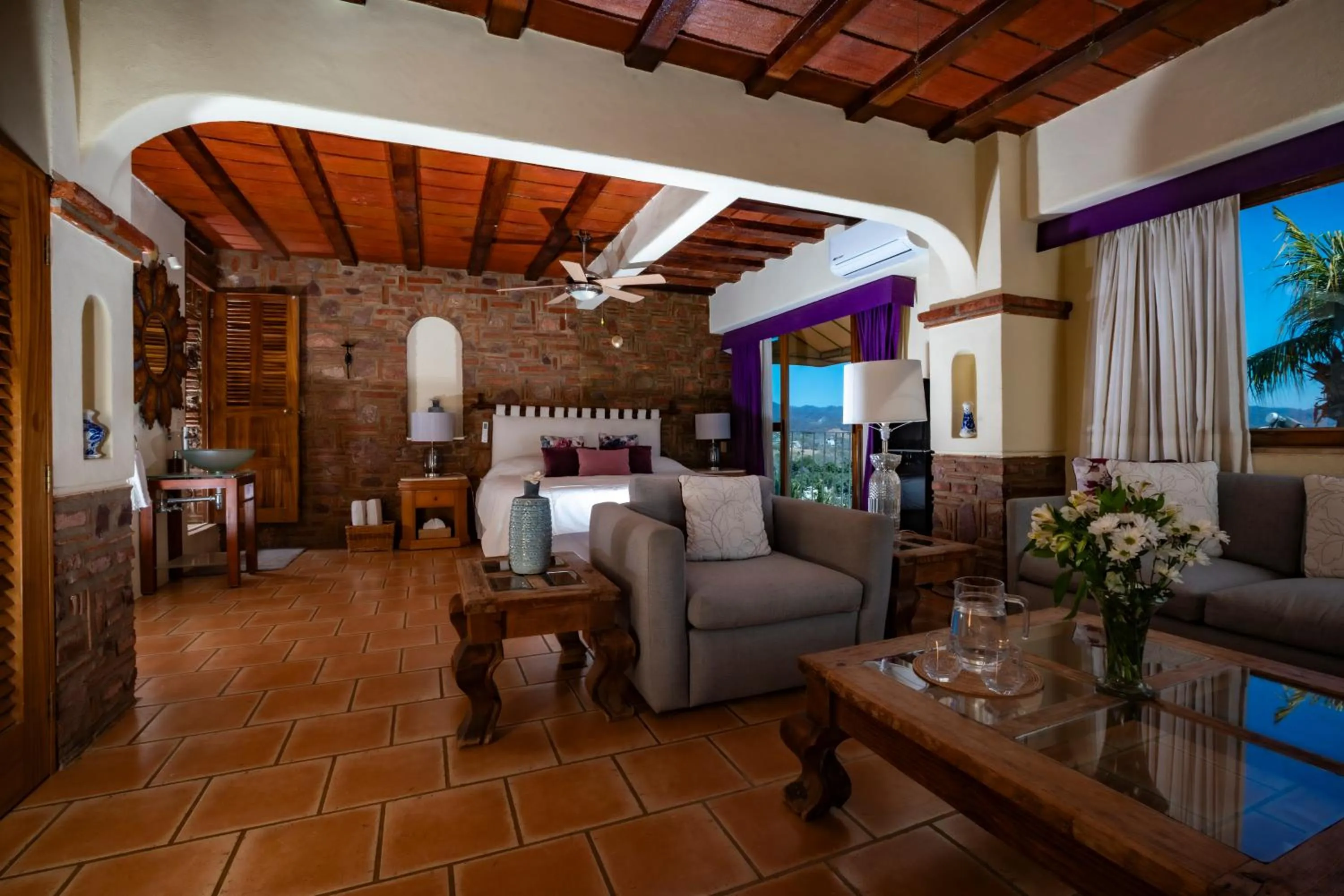 Living room in Villa Bella Bed & Breakfast Inn