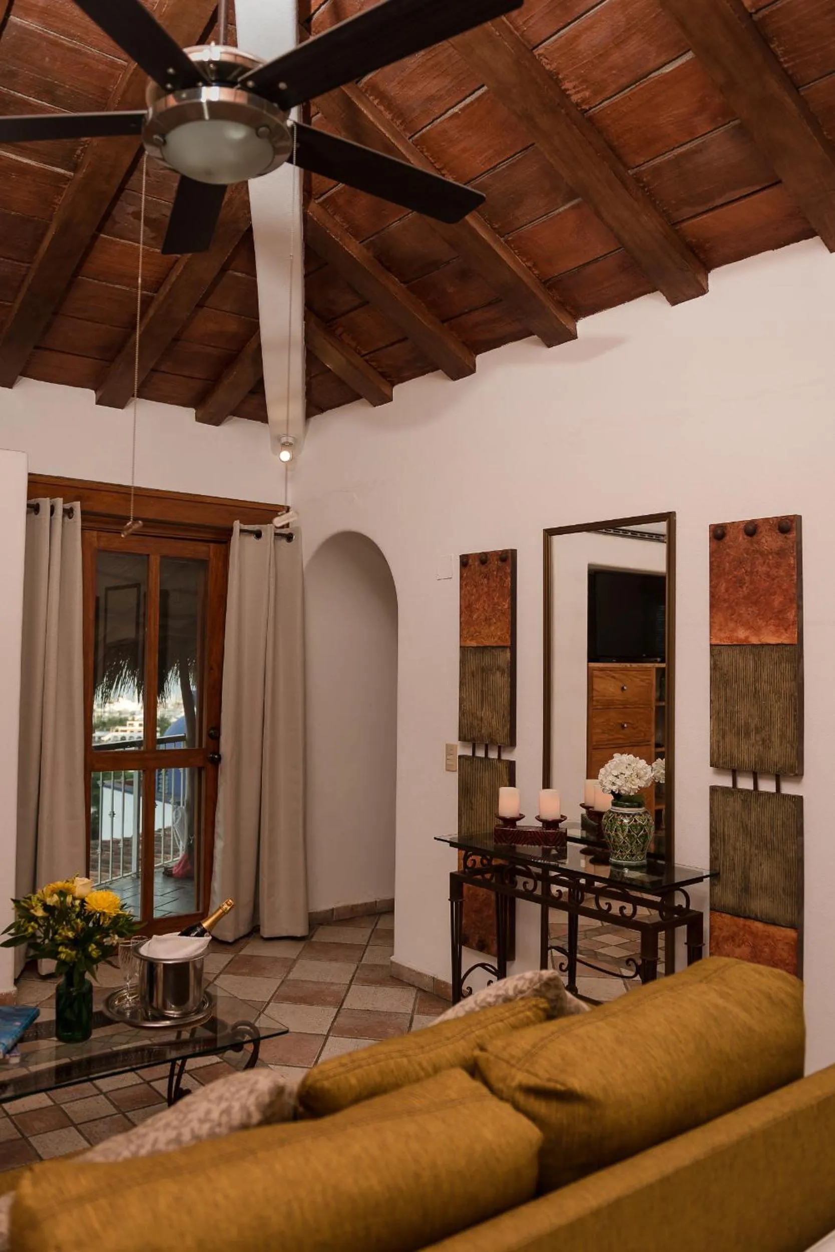 Bedroom in Villa Bella Bed & Breakfast Inn