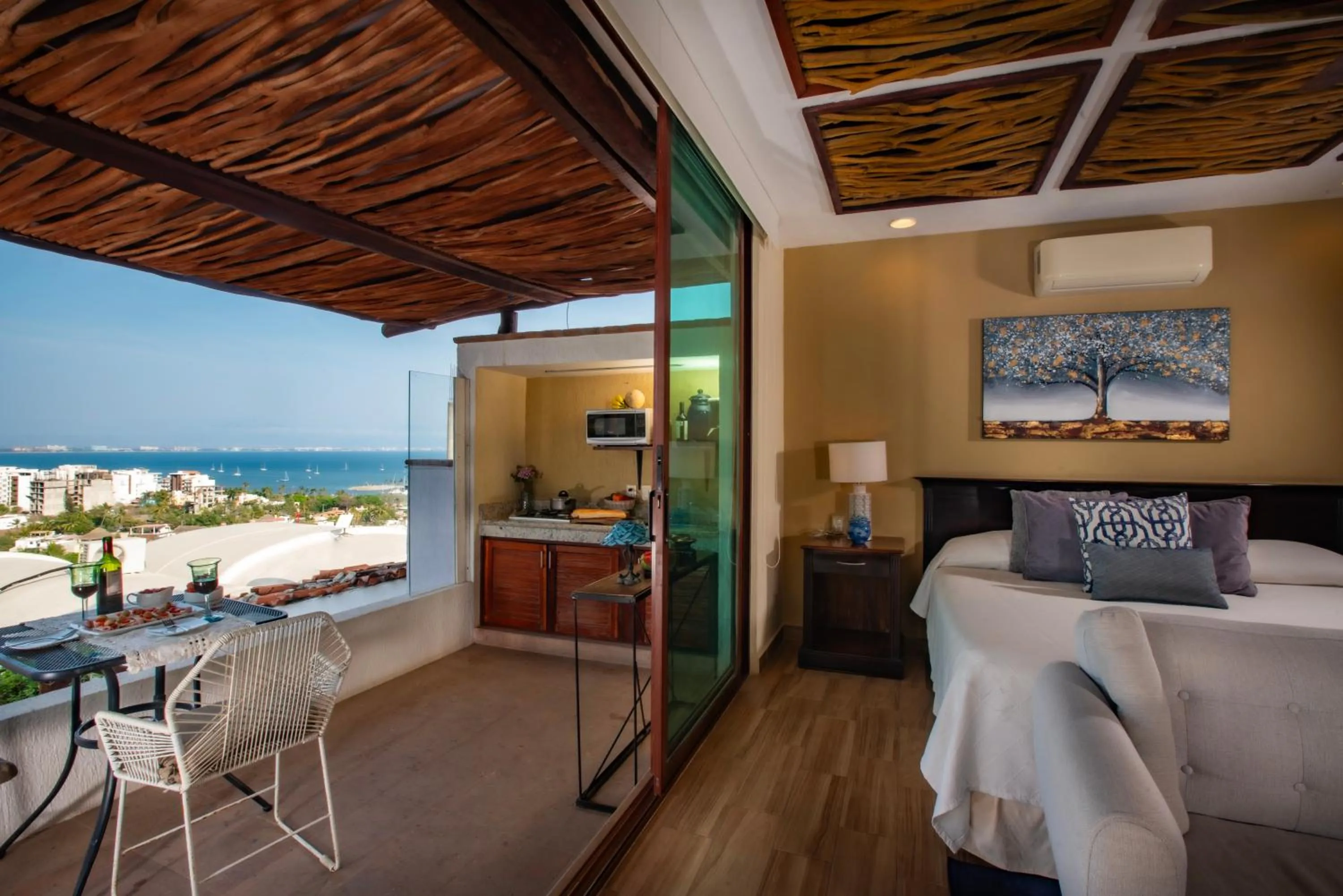 Villa Bella Bed & Breakfast Inn