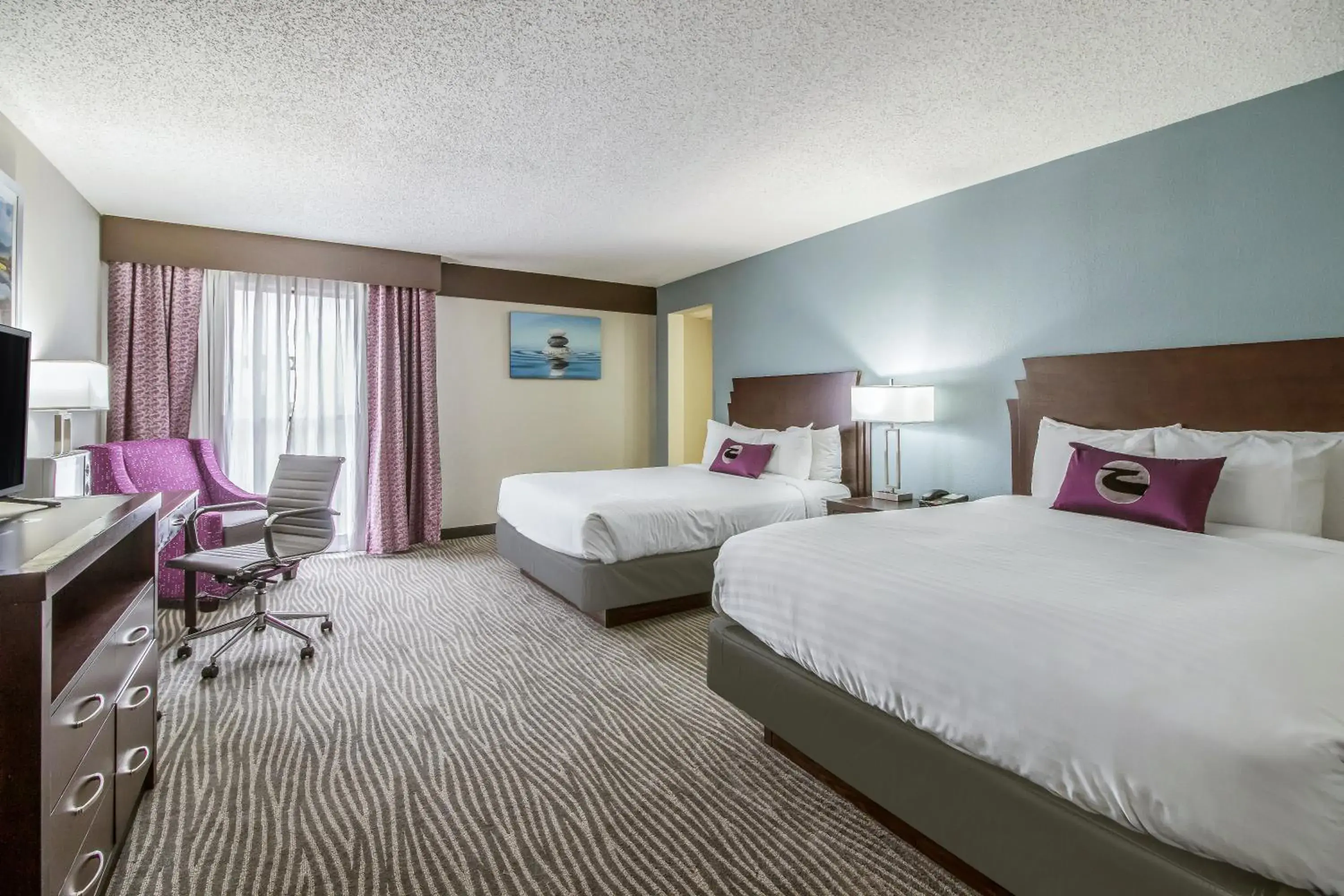 Photo of the whole room, Bed in Clarion Hotel Jackson Northwest Photo of the whole room, Bed in Clarion Hotel Jackson Northwest