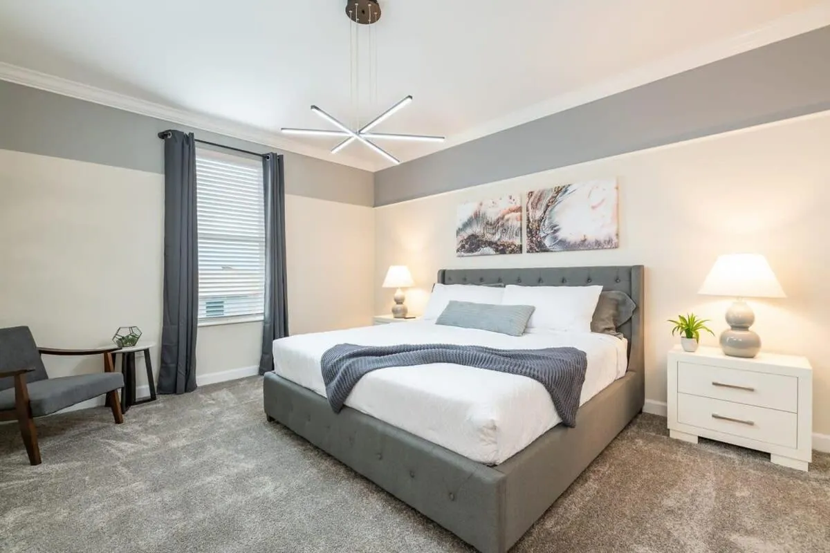 Bed in Themed Home 5BR - Private Pool, Prime Location