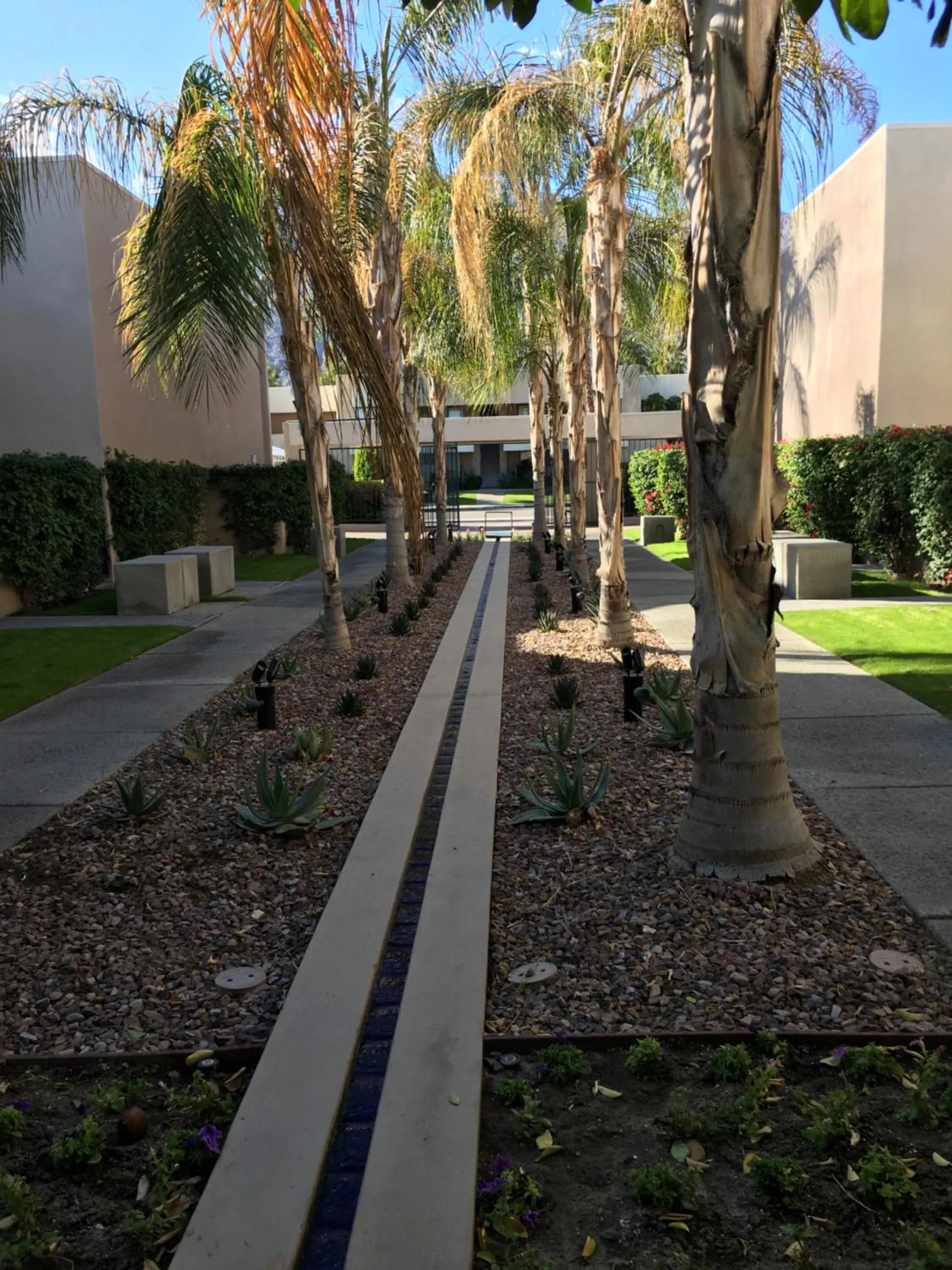 Property building in GetAways at Vista Mirage Resort