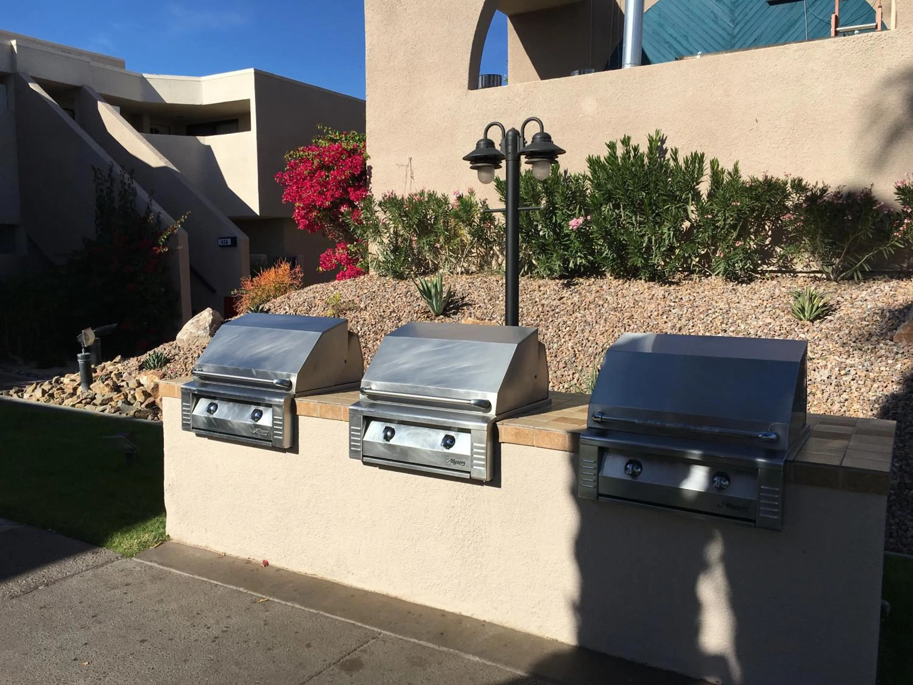 BBQ facilities in GetAways at Vista Mirage Resort