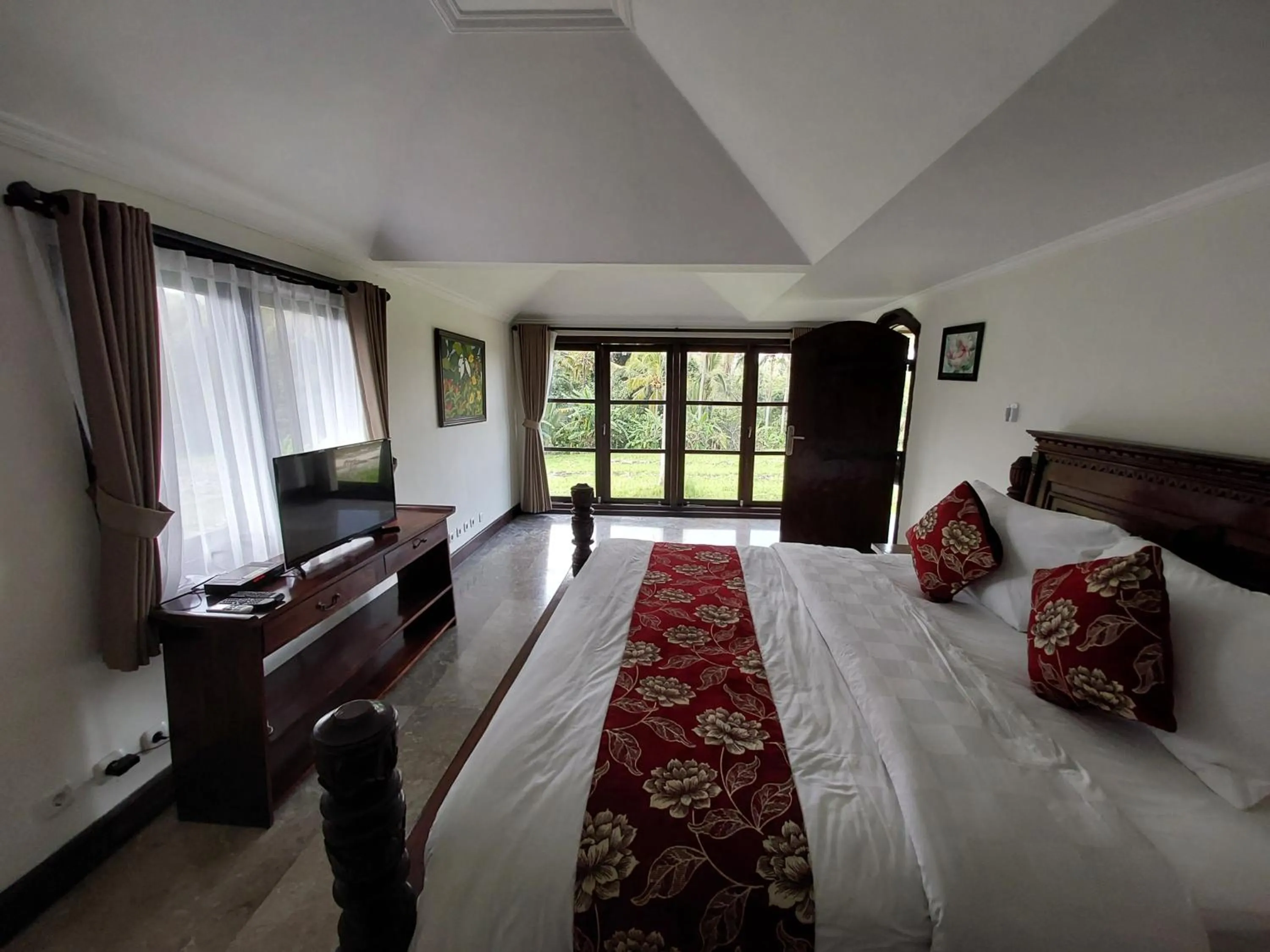 Bed in Dzawani Ubud