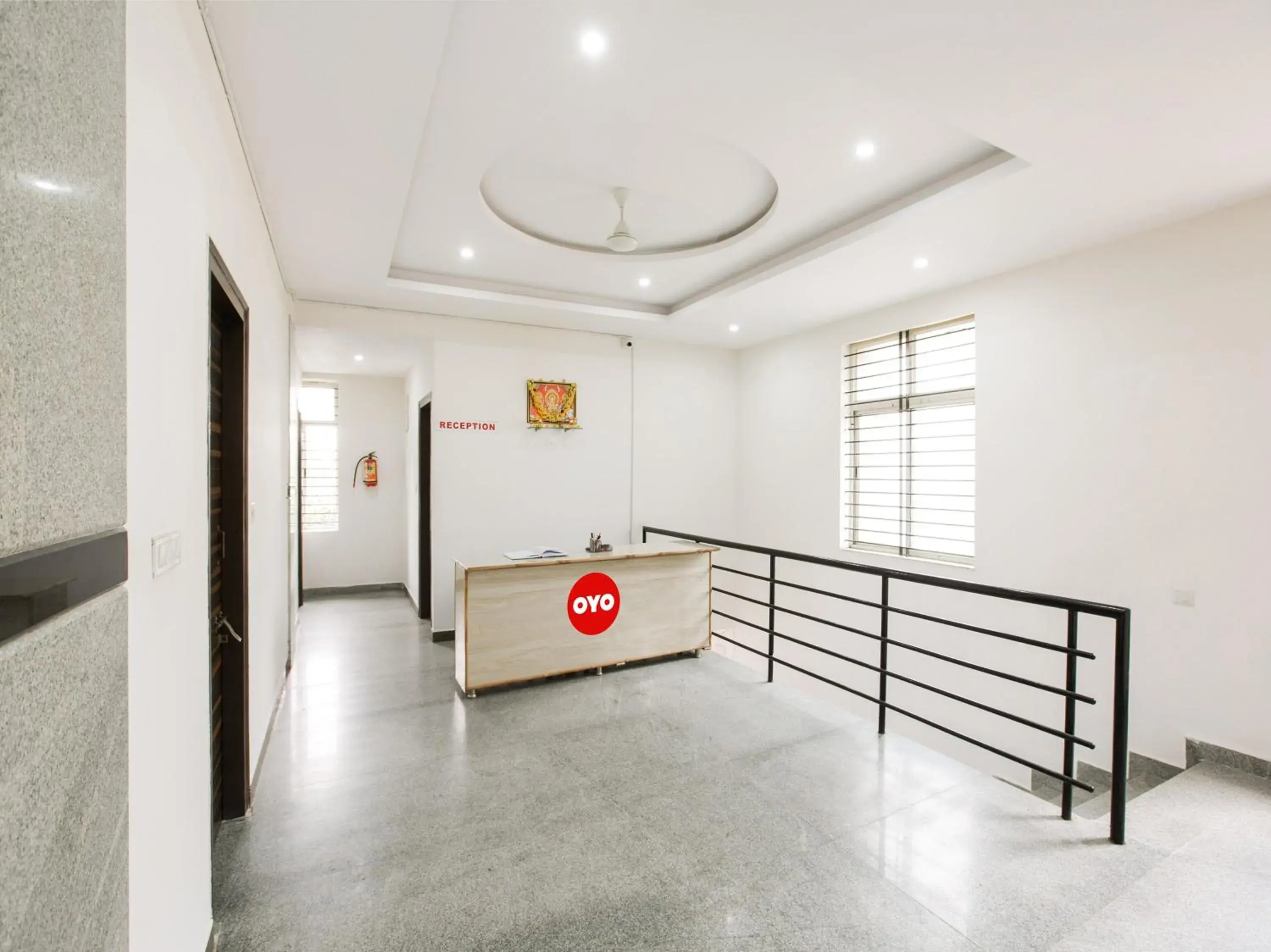 Lobby or reception in Hotel O Manjushree Boarding & Lodging nearby Dr.BR Ambedkar Stadium Basveshwar nagar Lobby or reception in Hotel O Manjushree Boarding & Lodging nearby Dr.BR Ambedkar Stadium Basveshwar nagar