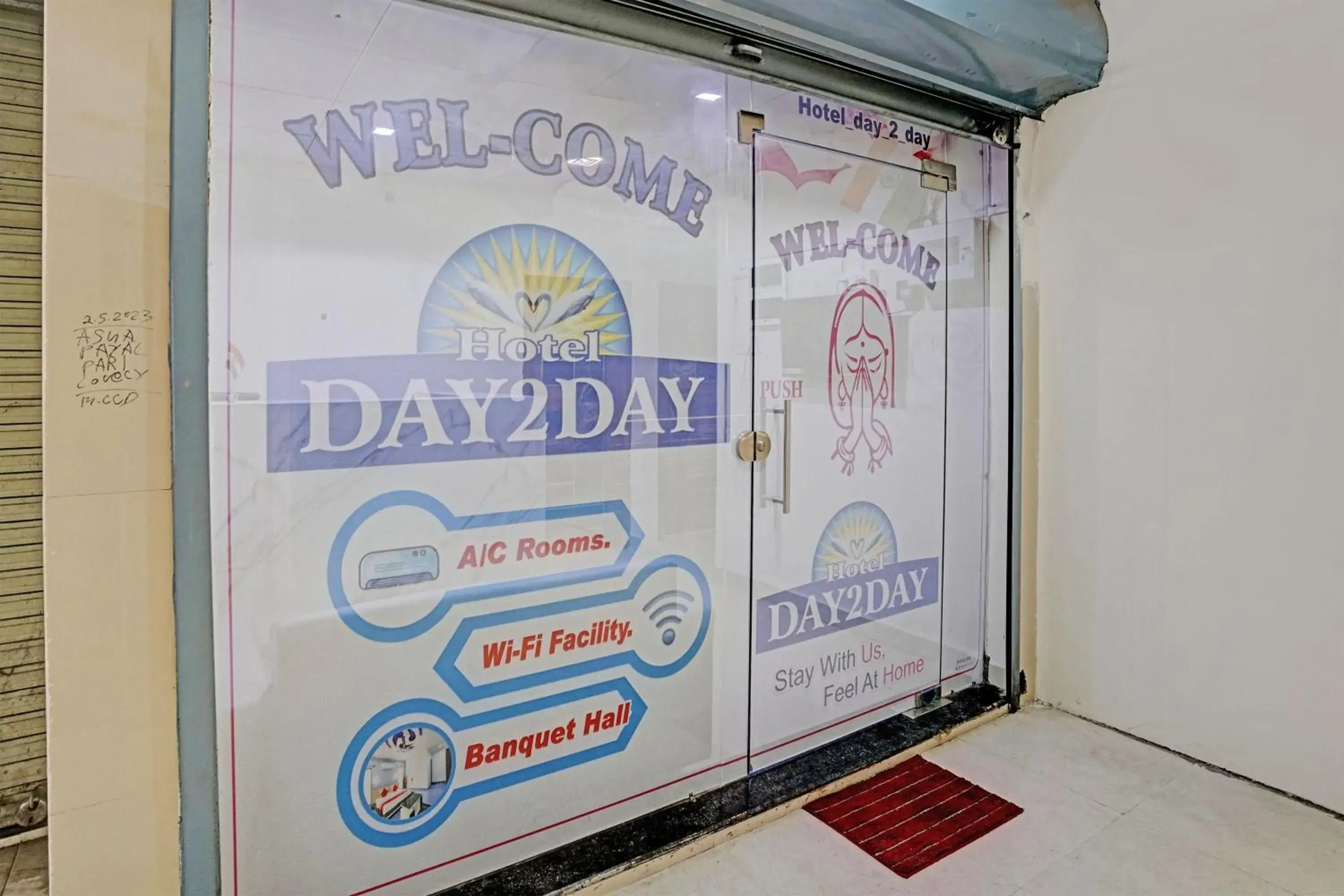 Facade/entrance in Hotel O Day2Day Facade/entrance in Hotel O Day2Day