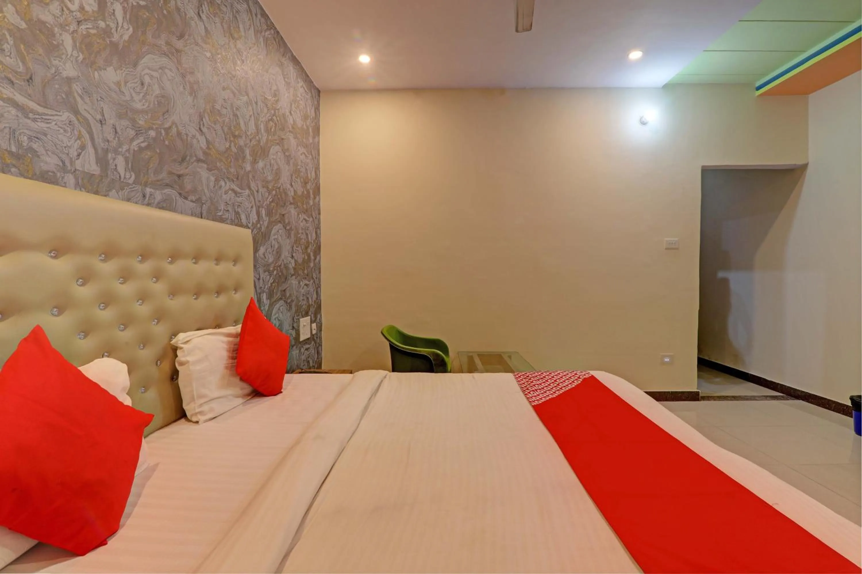 Bedroom in Hotel O Kriti Green