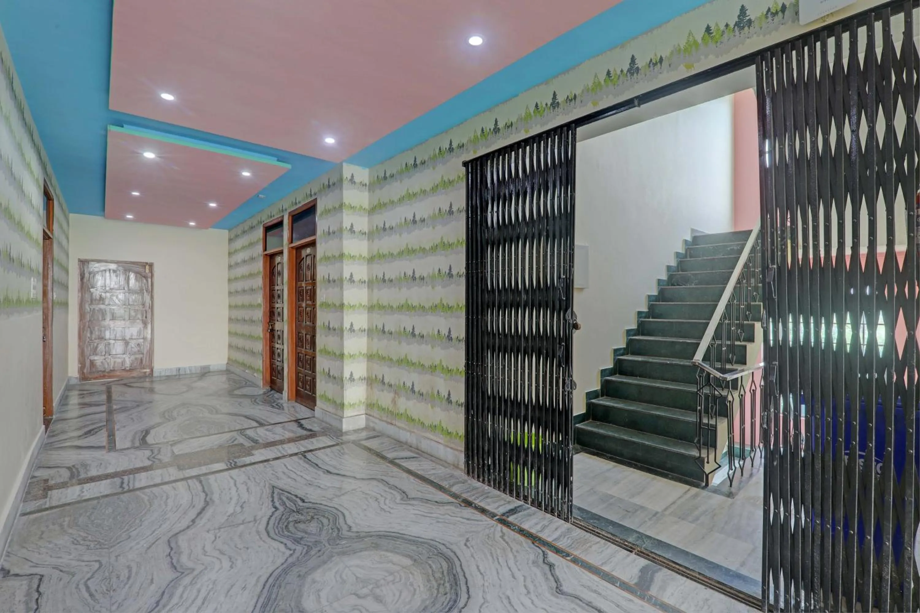 Lobby or reception in Hotel O Kriti Green