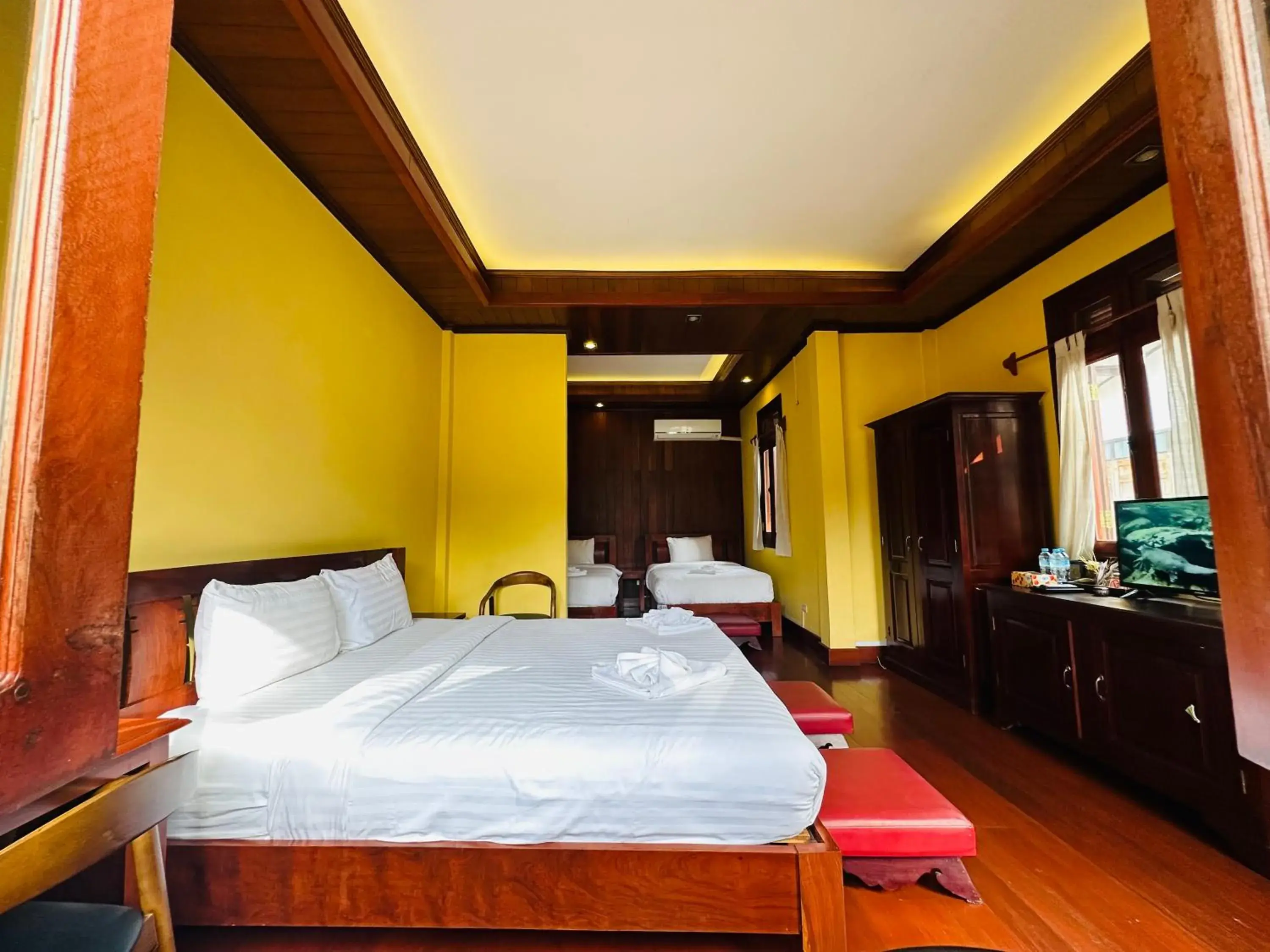 Bed in Villa Phonethip Mekong Riverside Bed in Villa Phonethip Mekong Riverside