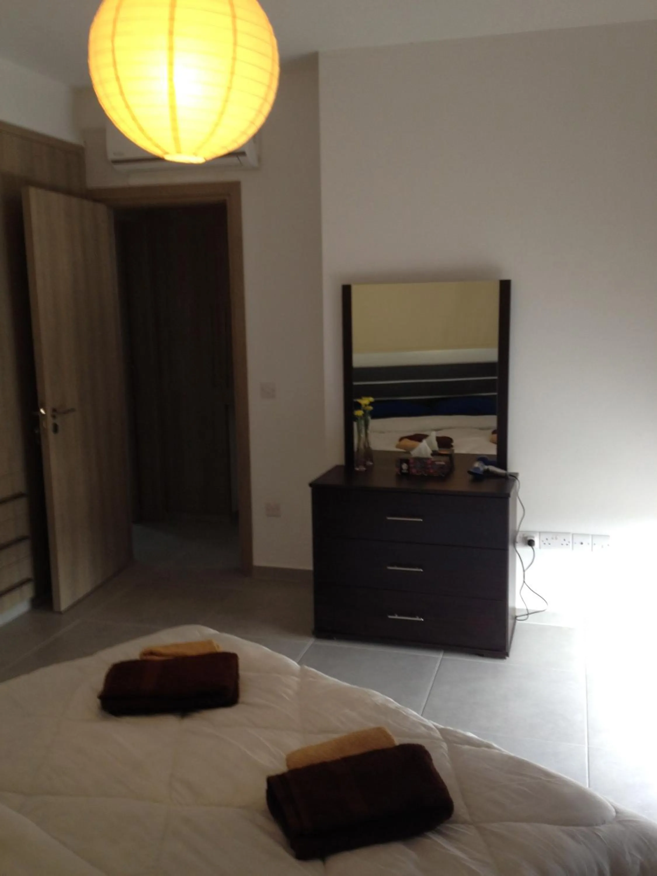 Bedroom, Bed in Niro Apartments
