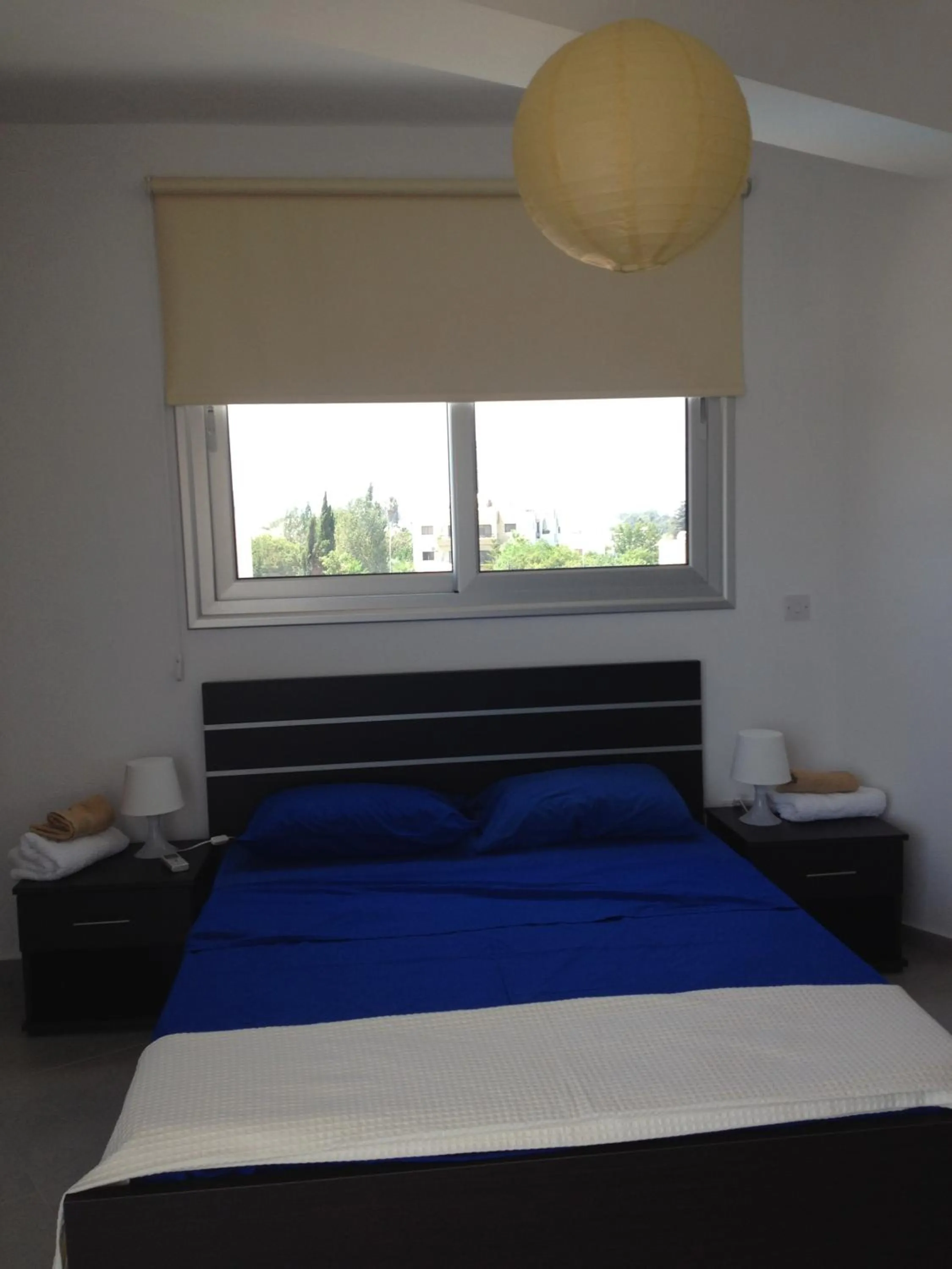 Bedroom, Bed in Niro Apartments