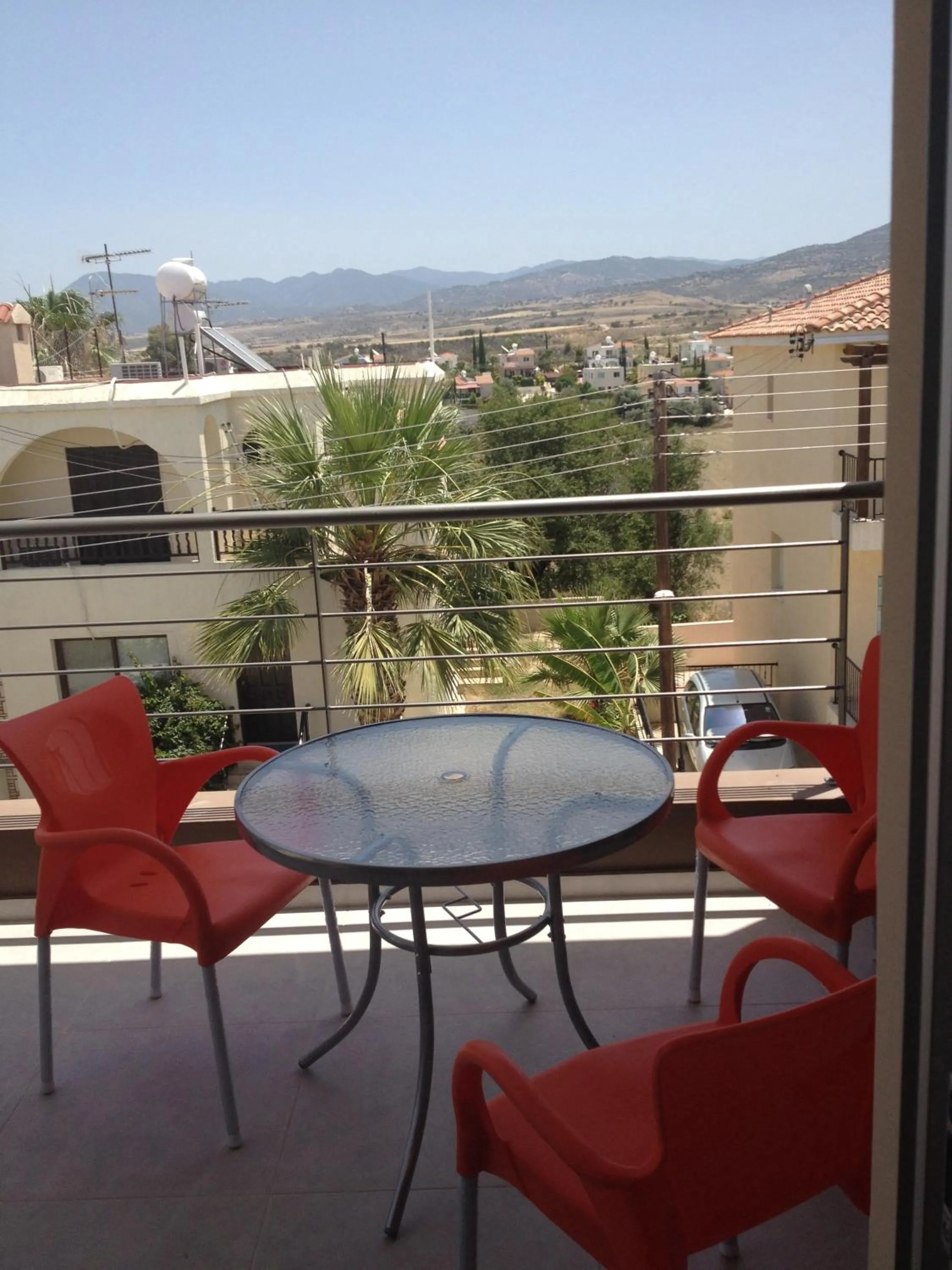 Day in Niro Apartments