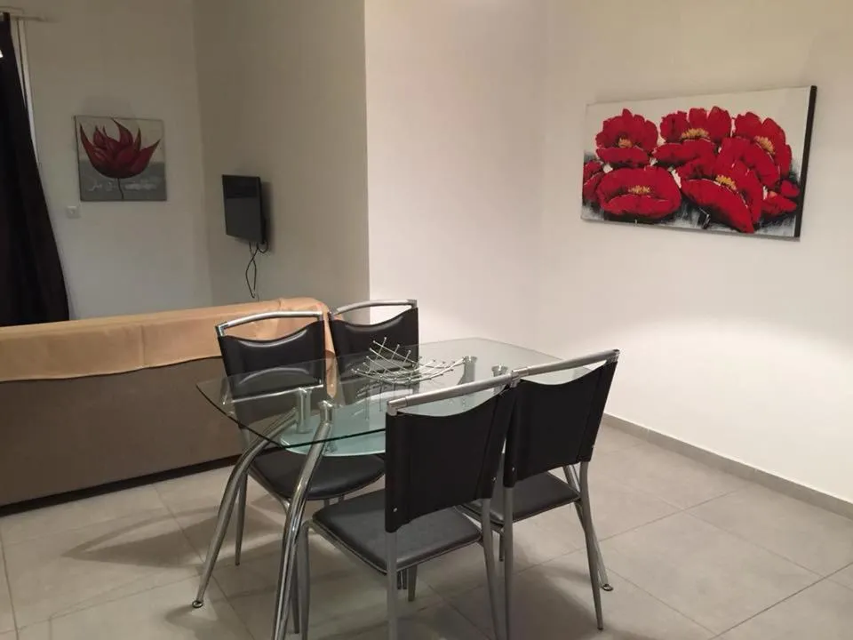 Niro Apartments