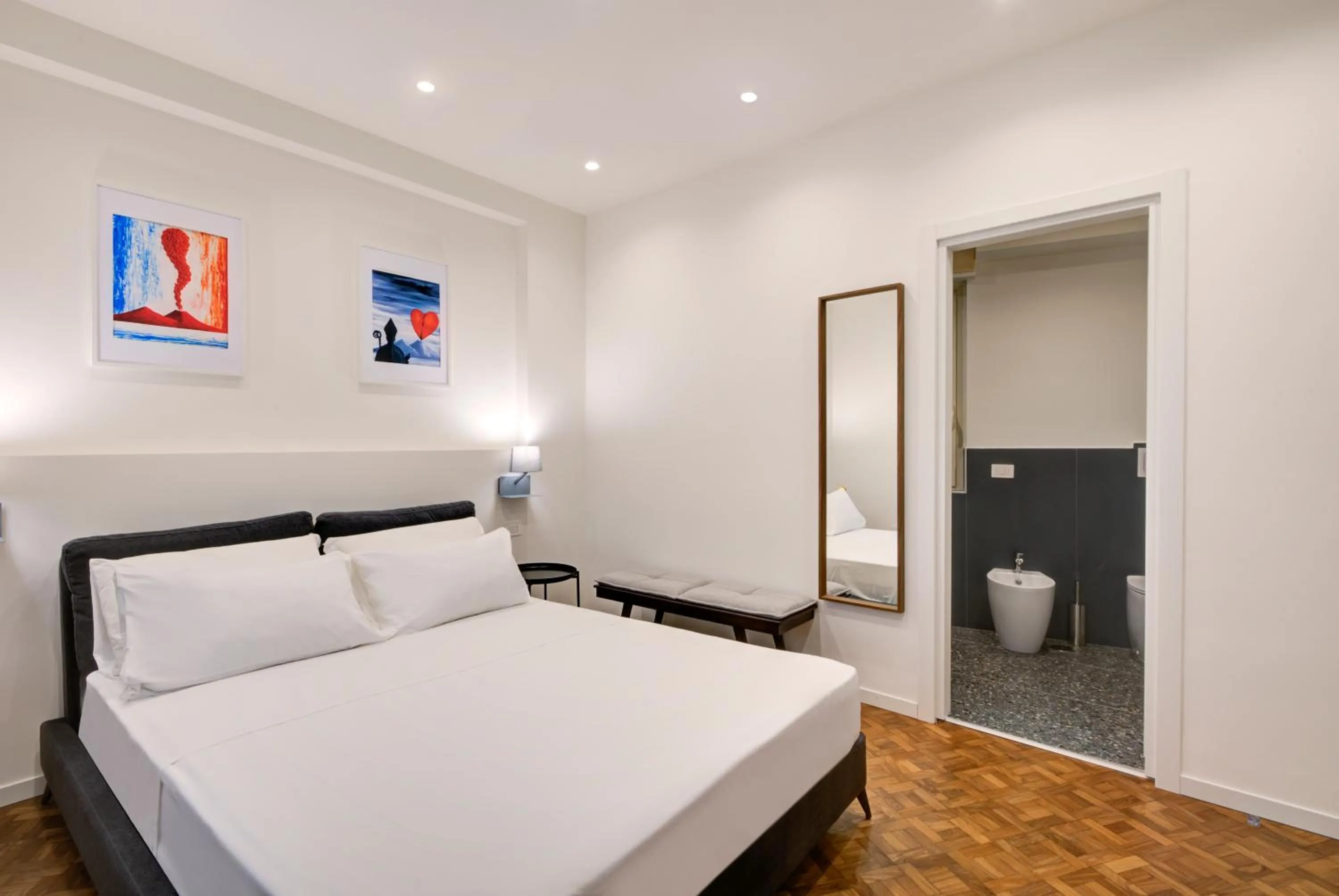 Bed in Well Suites - Piazza dei Martiri