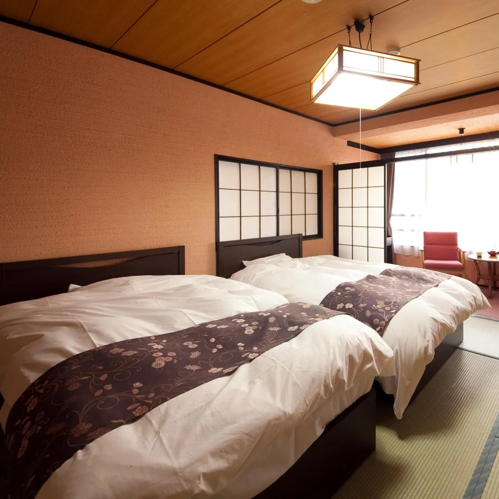 Bed in caffel Hina-no-sato
