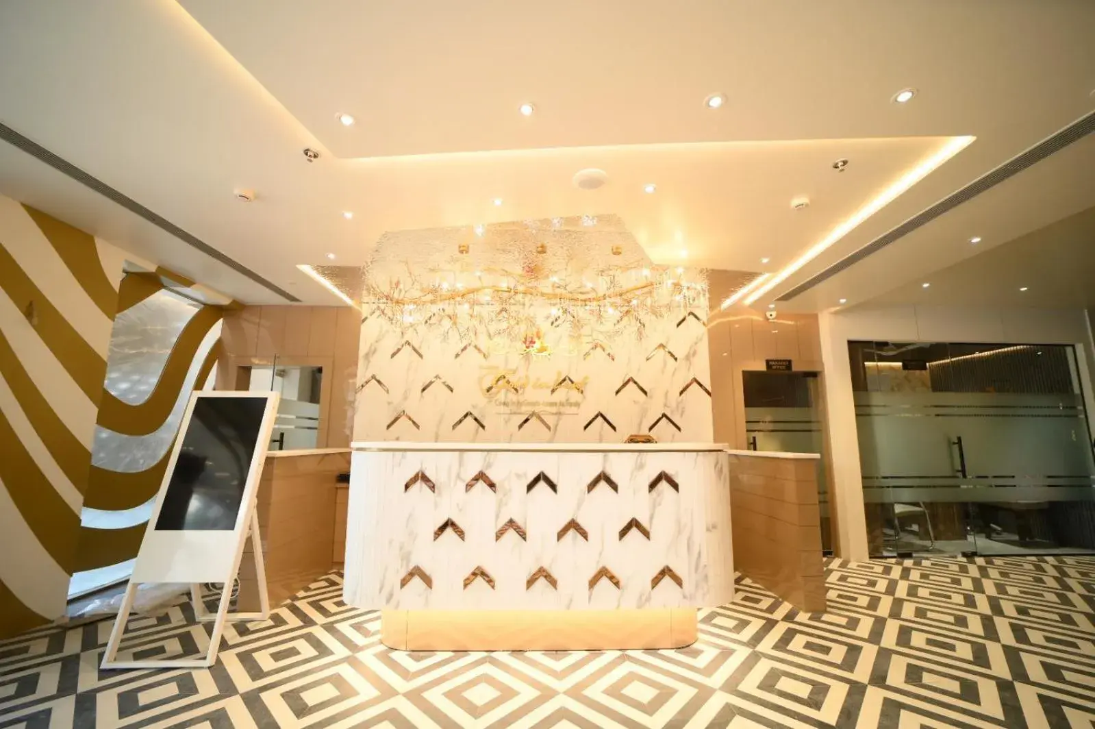 Lobby or reception in Hotel Gold In Leaf Lobby or reception in Hotel Gold In Leaf