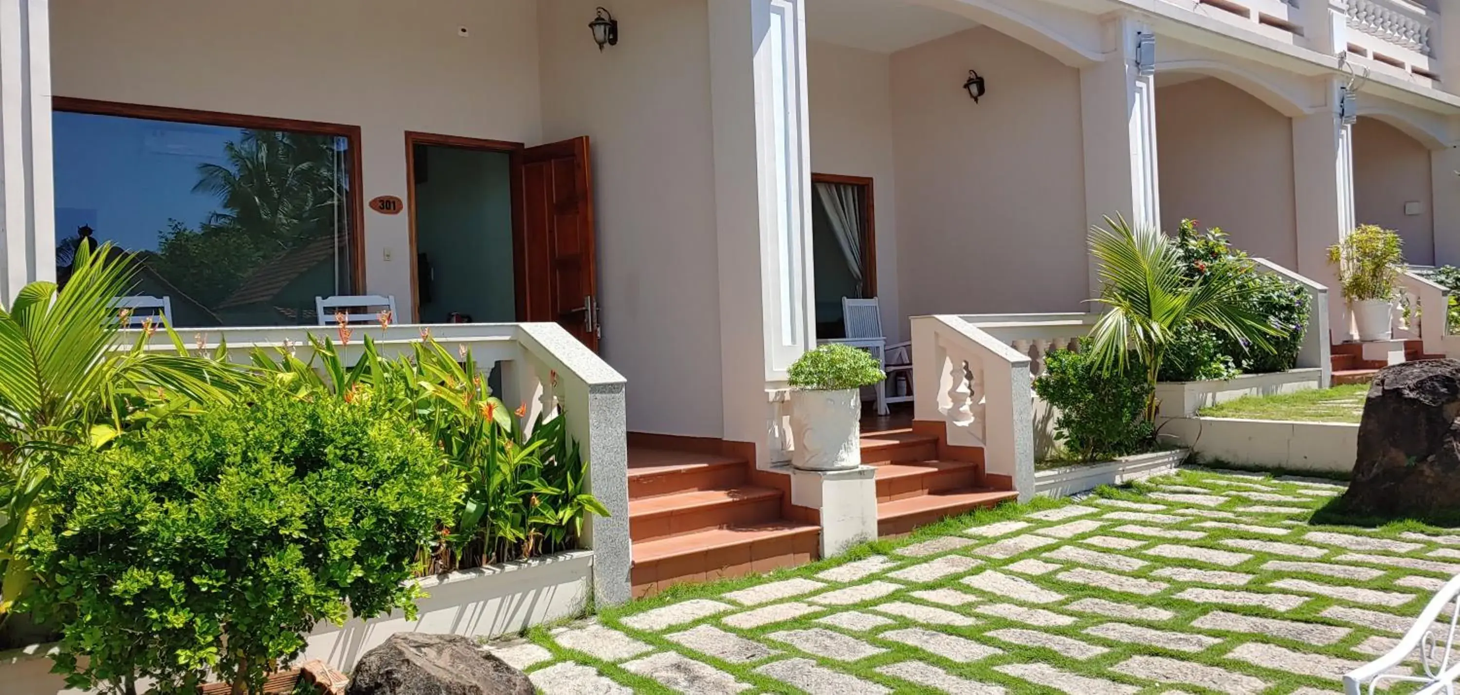 Facade/entrance in Hong Bin Bungalow Facade/entrance in Hong Bin Bungalow