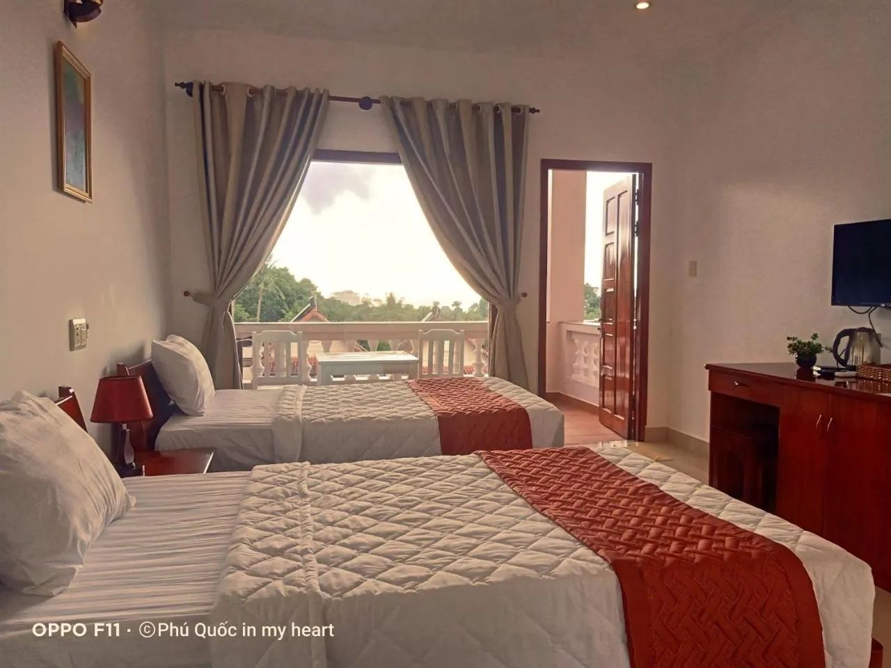 Bed in Hong Bin Bungalow