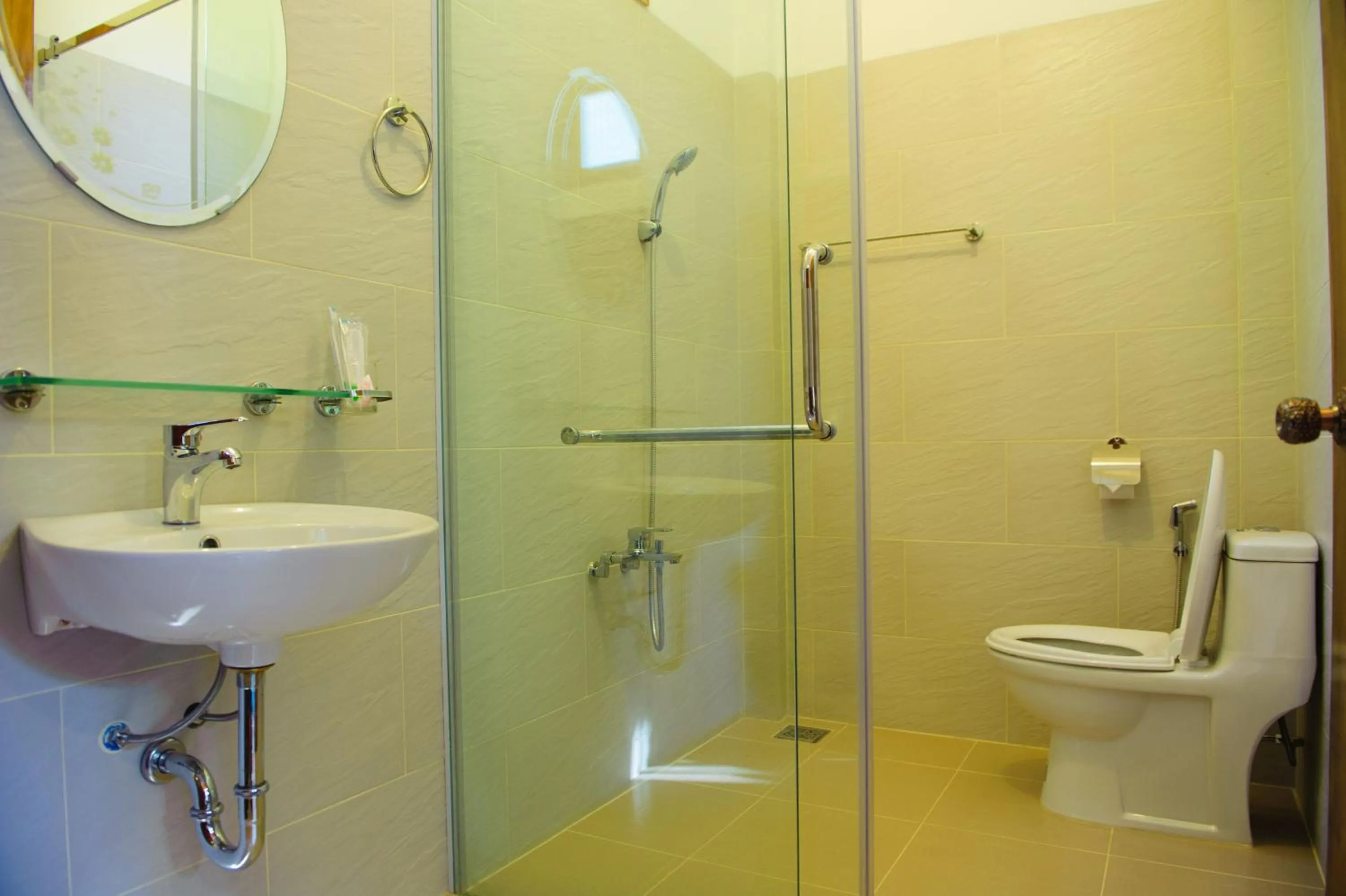 Bathroom in Tang Thanh Phat Resort