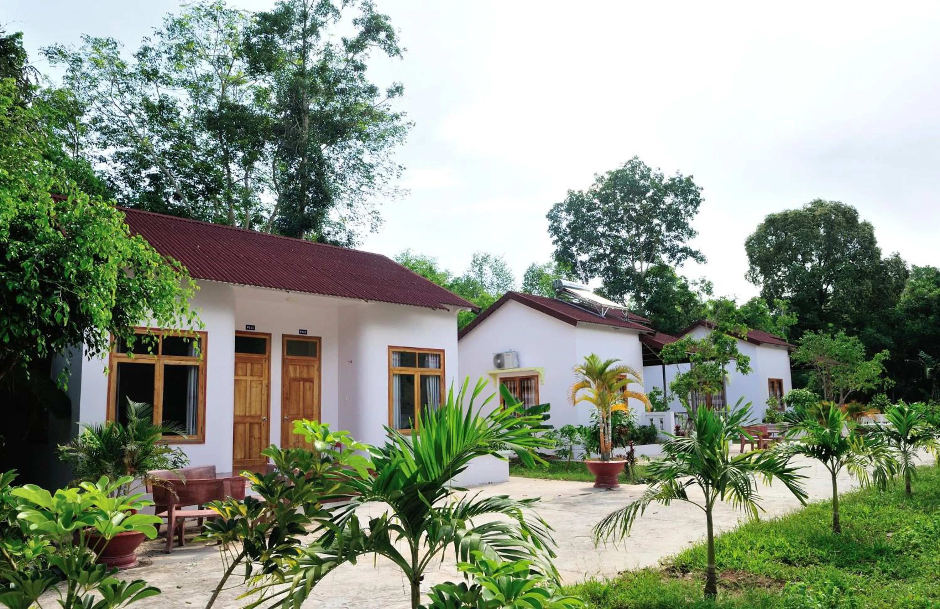 Property building in Tang Thanh Phat Resort