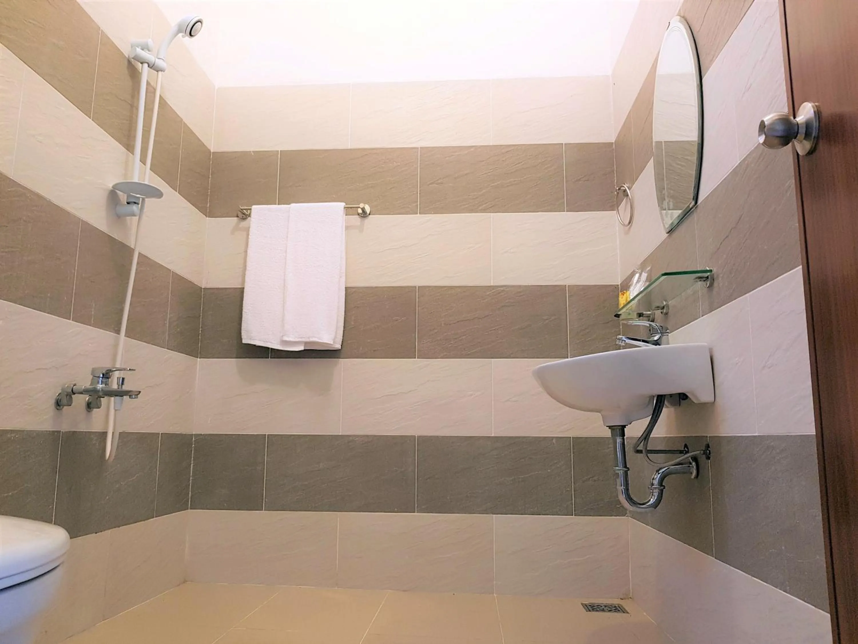 Bathroom in Tang Thanh Phat Resort