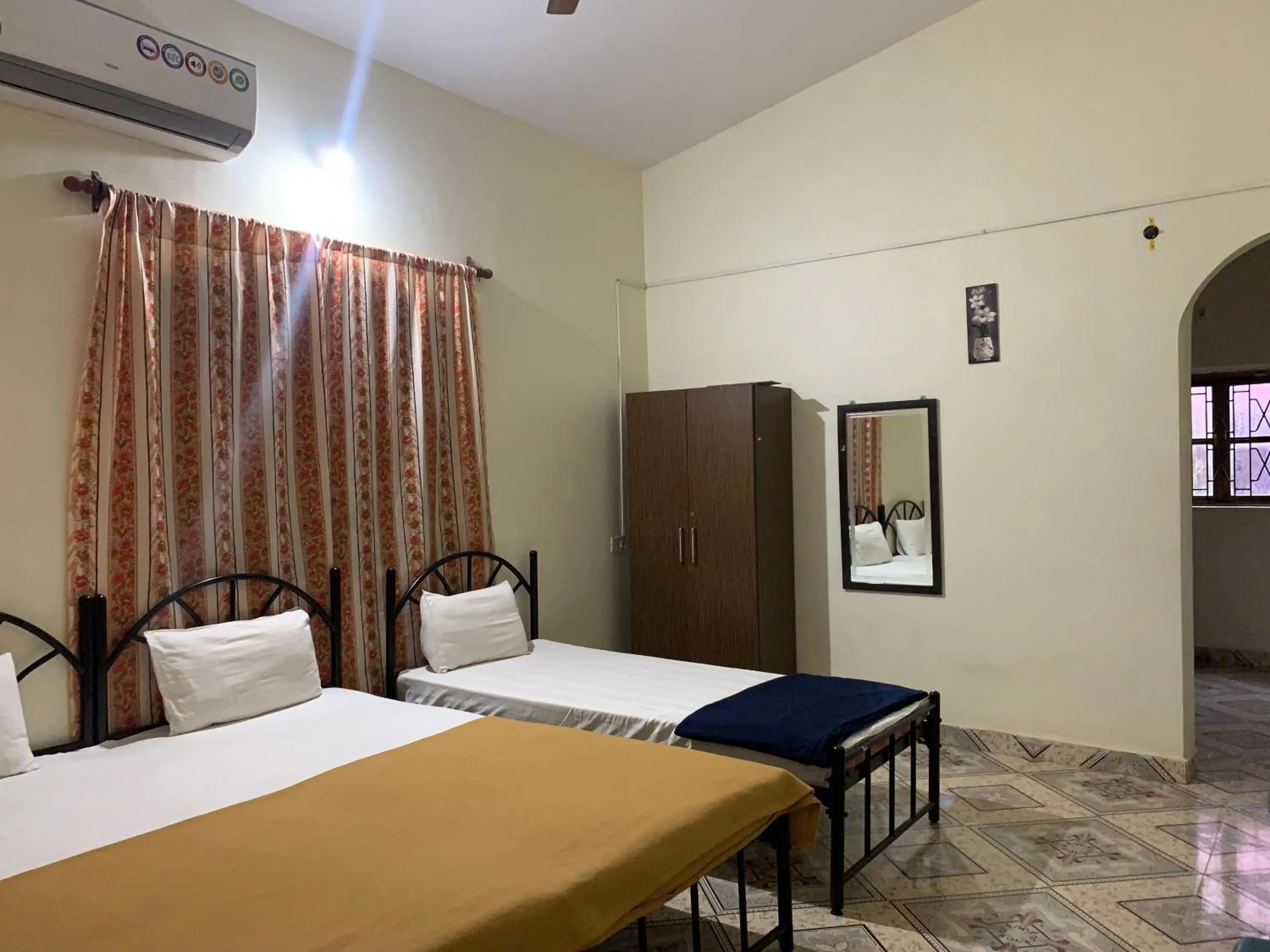 Bedroom, Bed in Casa De Calangute Hotel