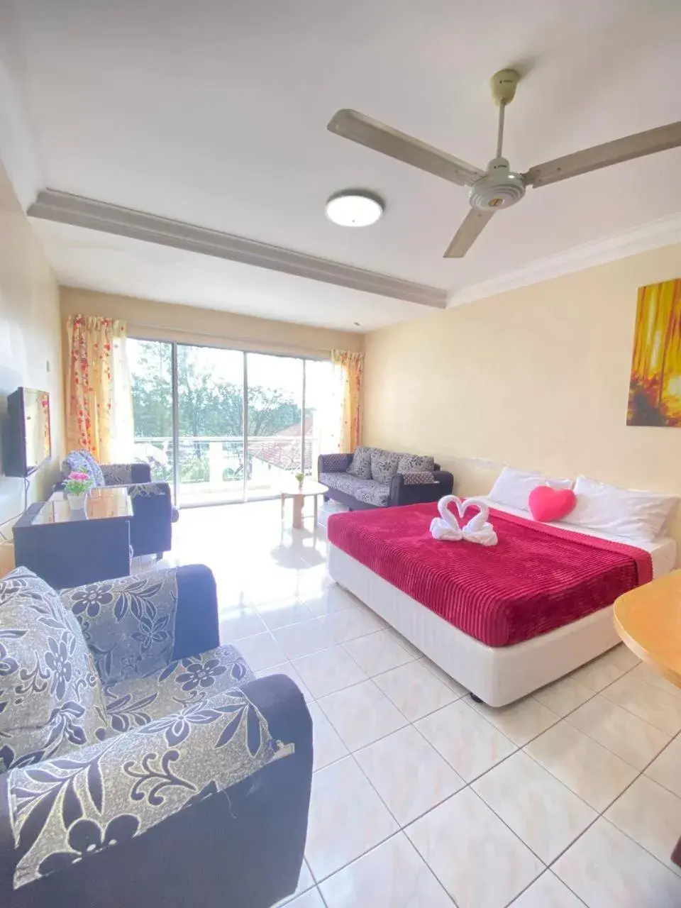 Living room, Bed in Teluk Batik Holiday Apartment Living room, Bed in Teluk Batik Holiday Apartment