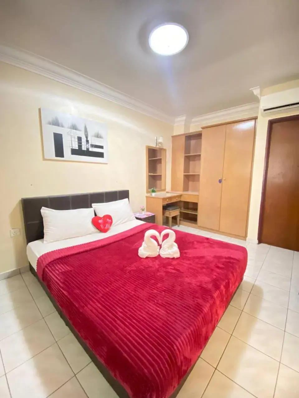 Bedroom, Bed in Teluk Batik Holiday Apartment Bedroom, Bed in Teluk Batik Holiday Apartment