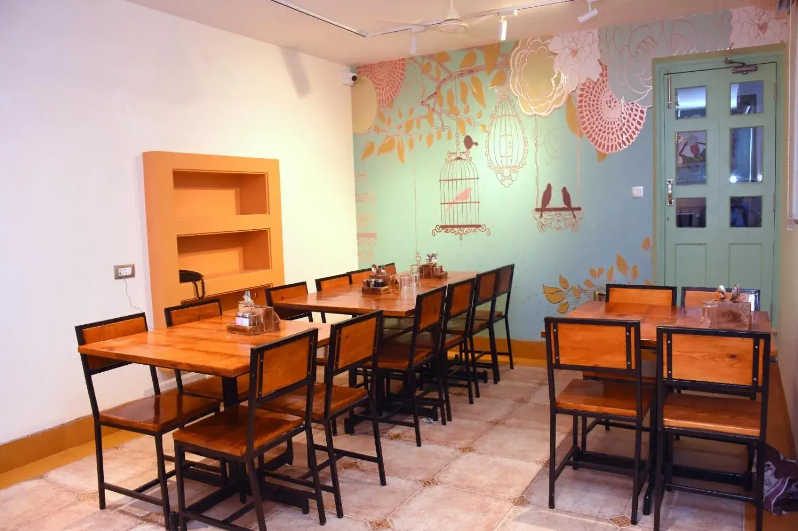 Restaurant/places to eat in The Jais Boutique Stay Restaurant/places to eat in The Jais Boutique Stay