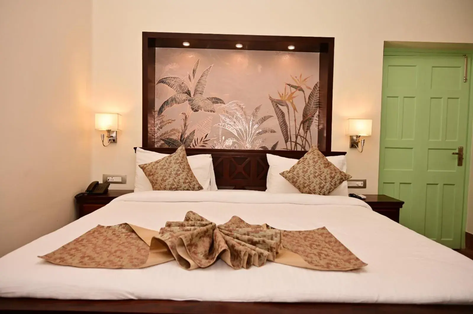 Bed in The Jais Boutique Stay Bed in The Jais Boutique Stay