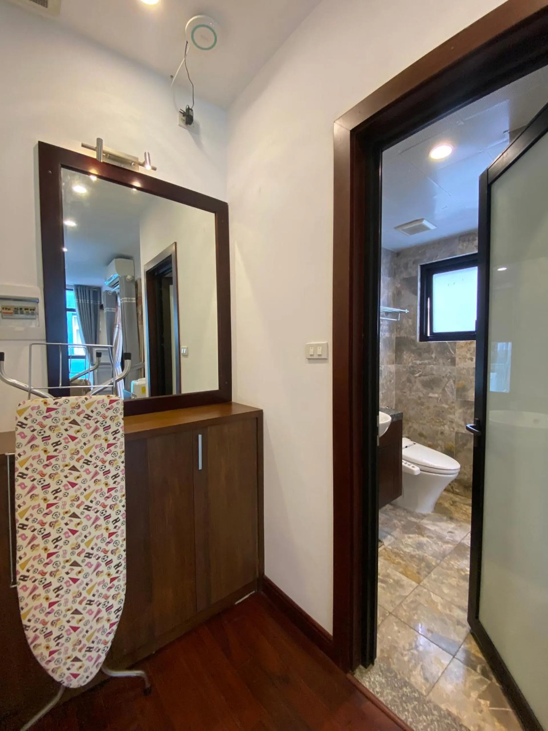 Shower in Hi.Home House near Lake