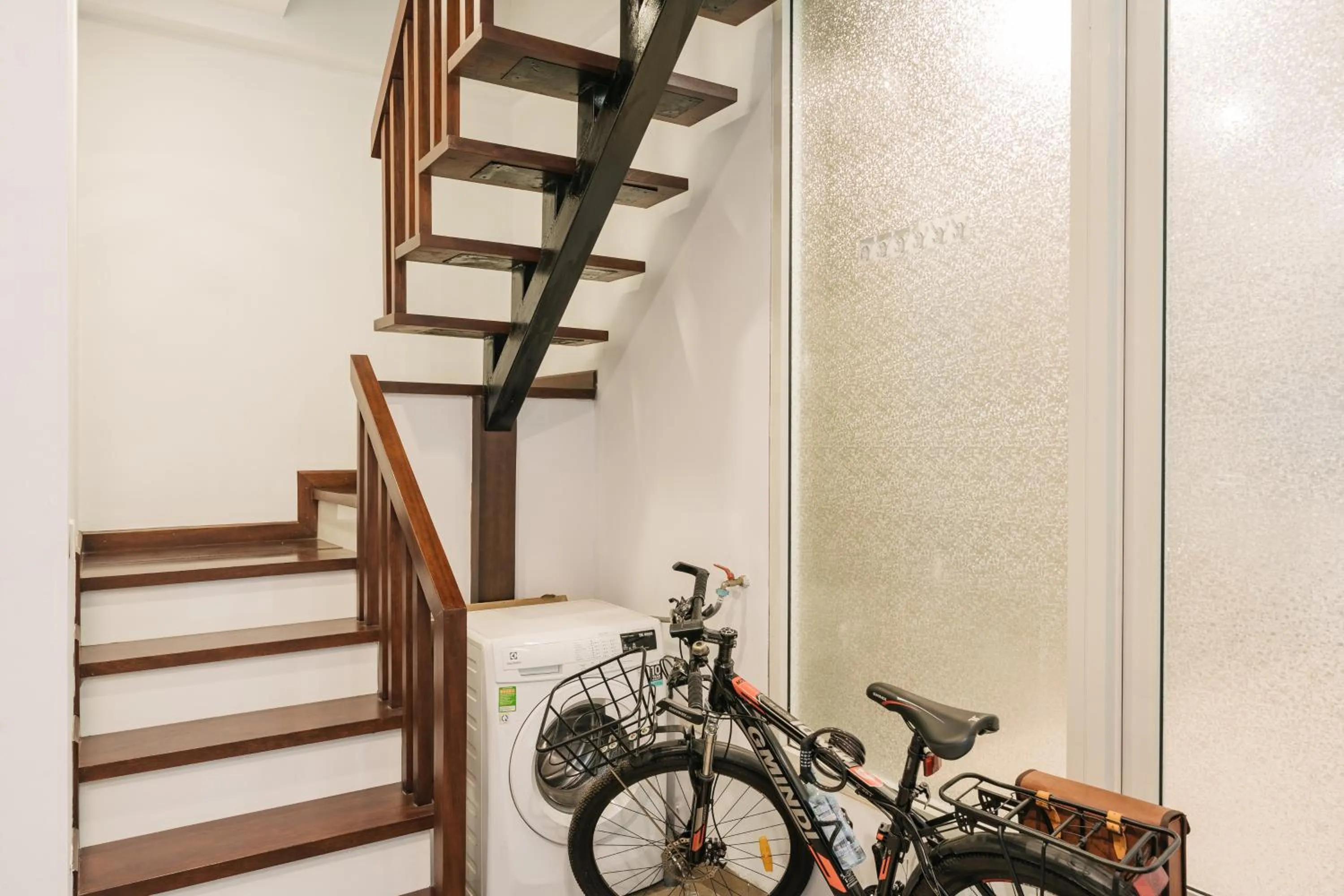 Hi.Home House near Lake